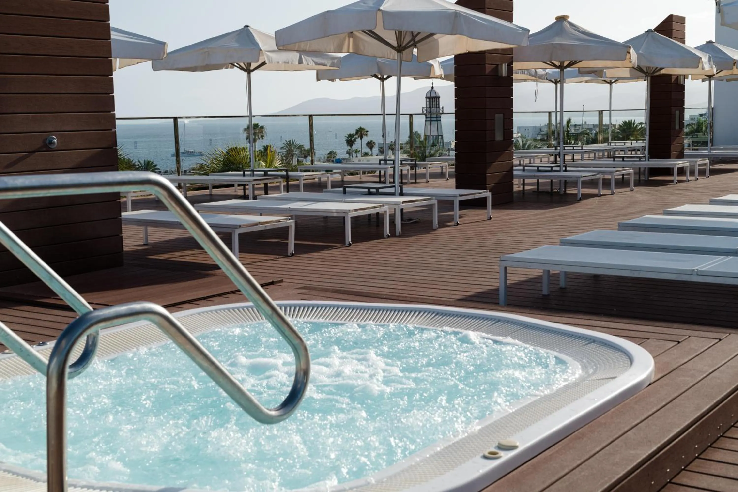 Balcony/Terrace in Plus Fariones Apartamentos