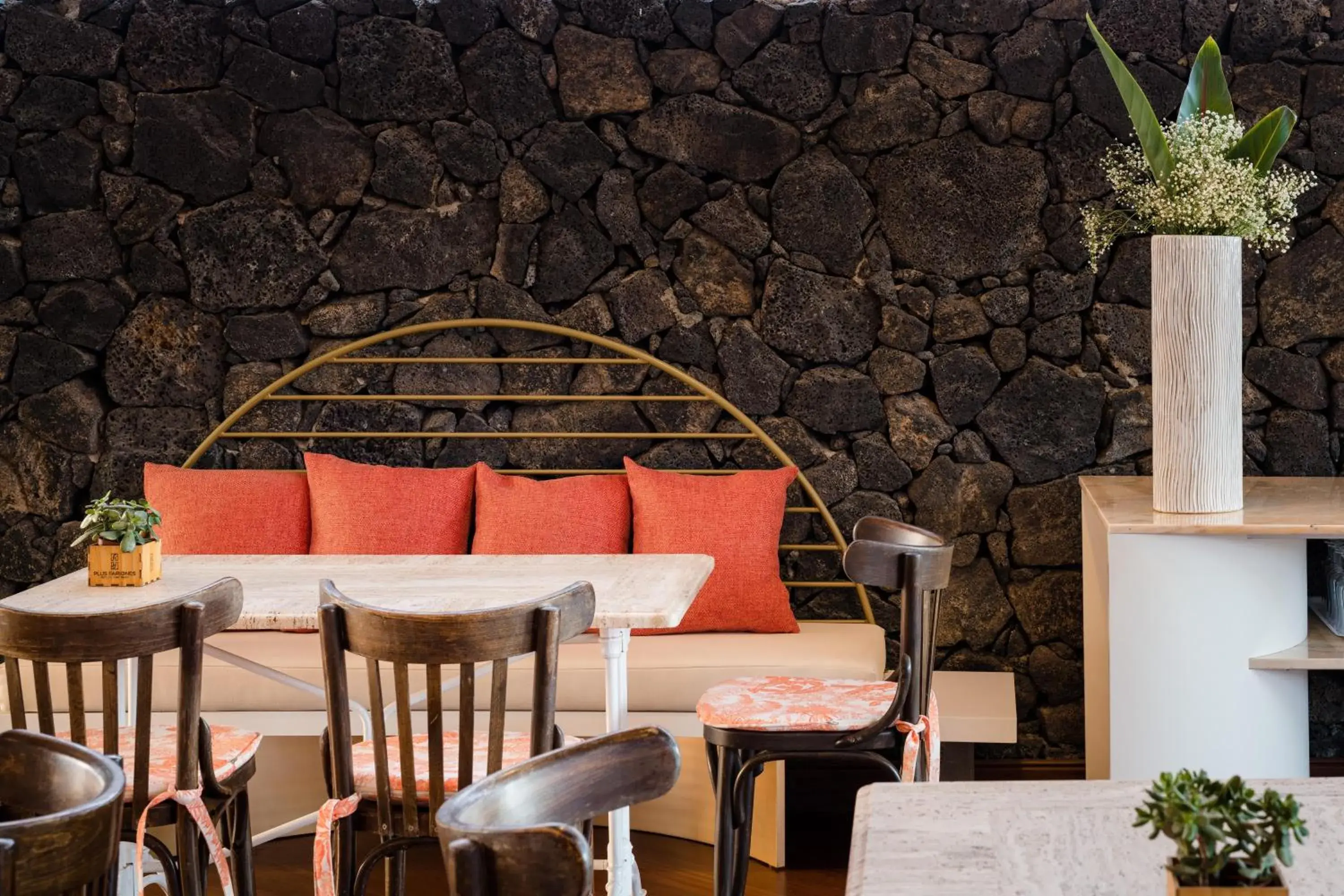 Restaurant/places to eat in Plus Fariones Apartamentos Restaurant/places to eat in Plus Fariones Apartamentos