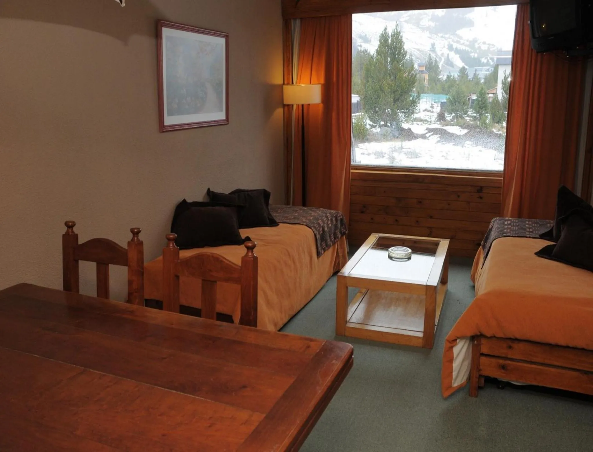 Living room, Bed in Village Catedral Hotel & Spa