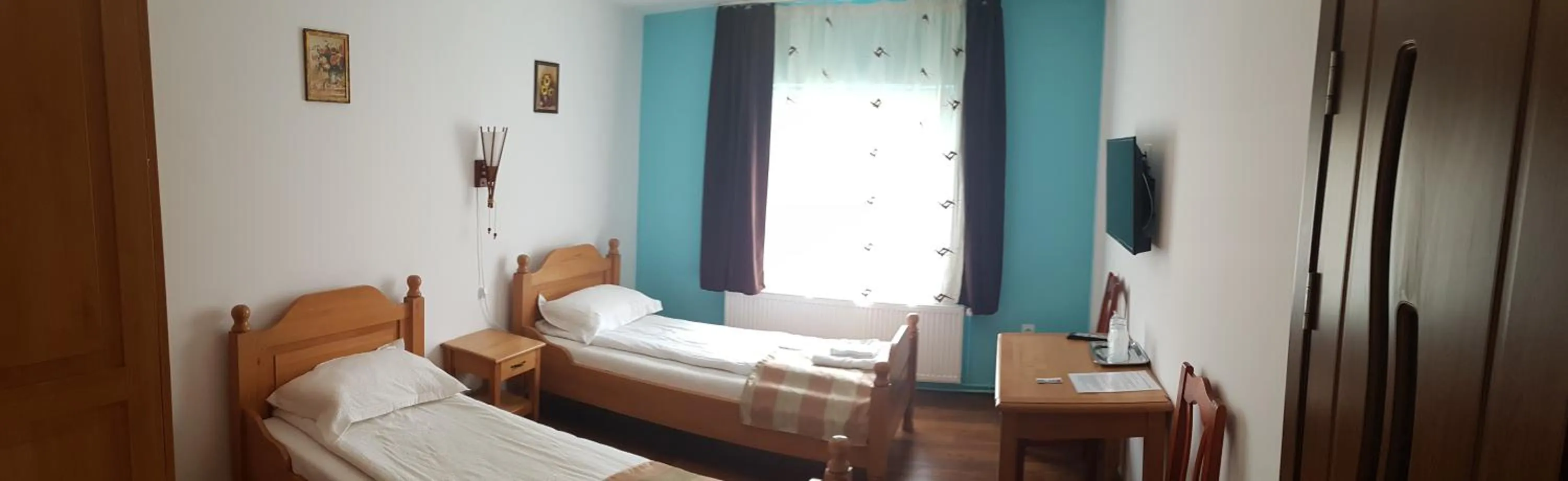 Day, Bed in Pensiunea Muresul