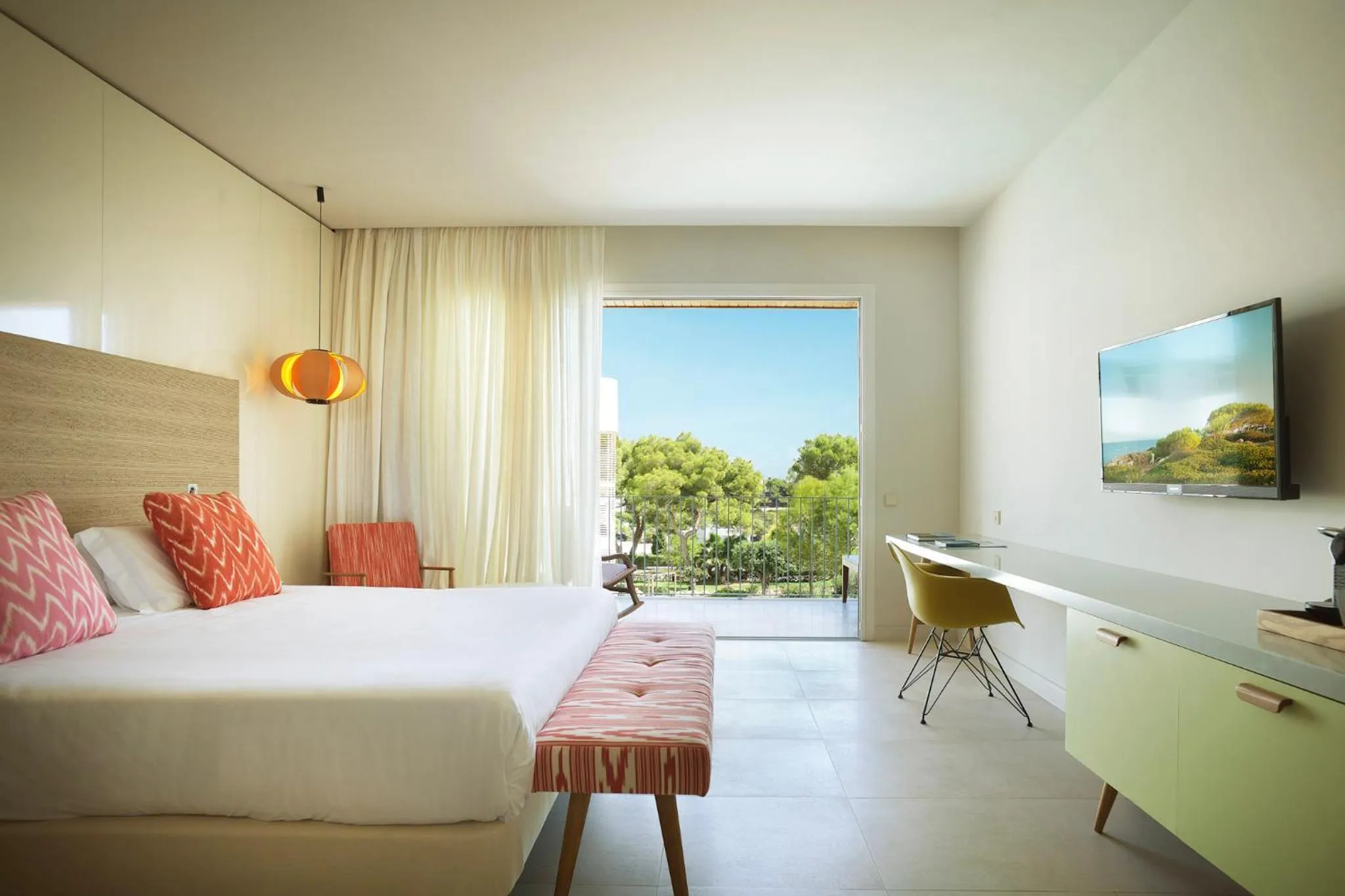 Photo of the whole room, Bed in Inturotel Cala Esmeralda Beach Hotel & Spa - Adults Only
