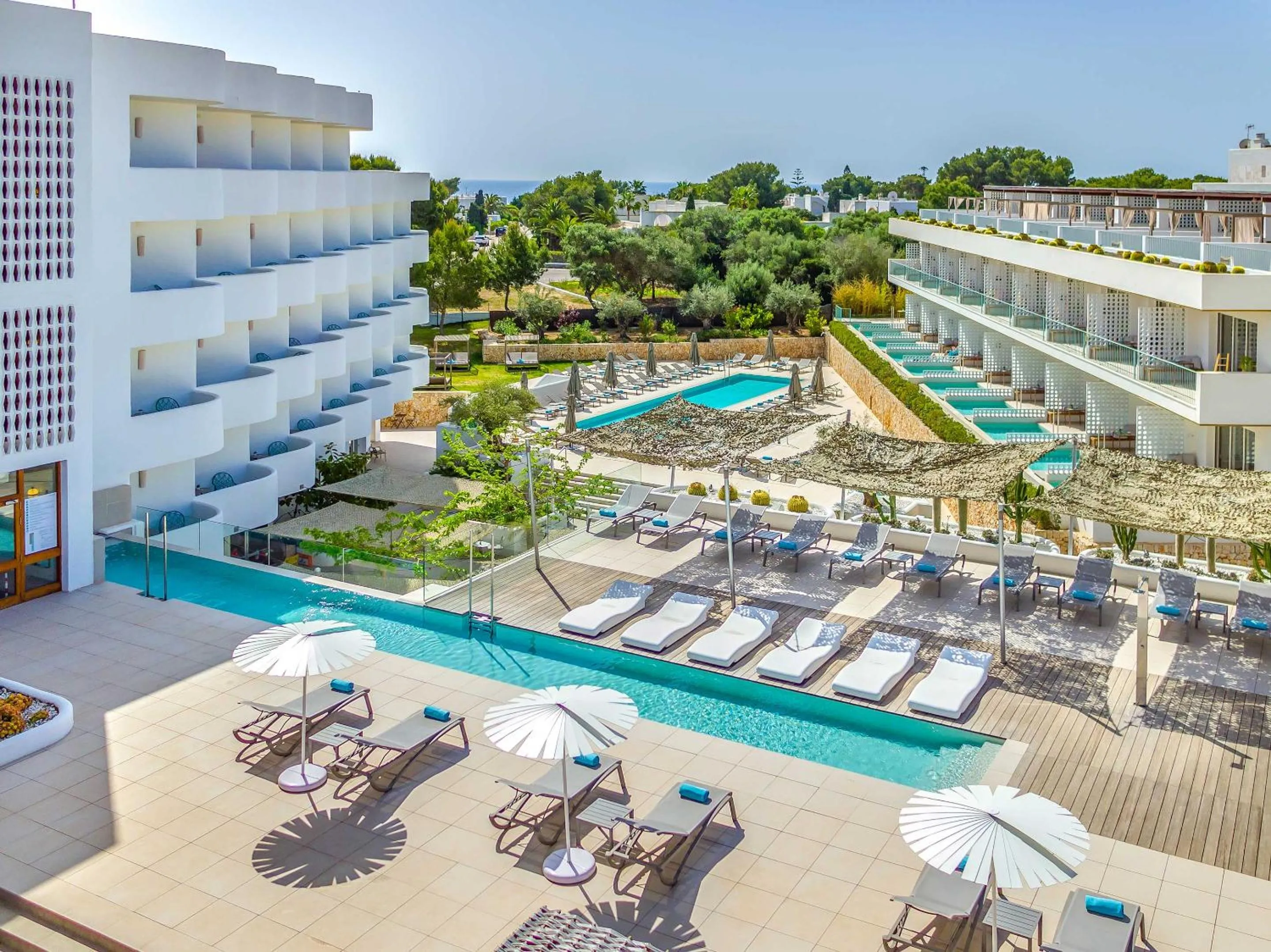 Garden in Inturotel Cala Esmeralda Beach Hotel & Spa - Adults Only