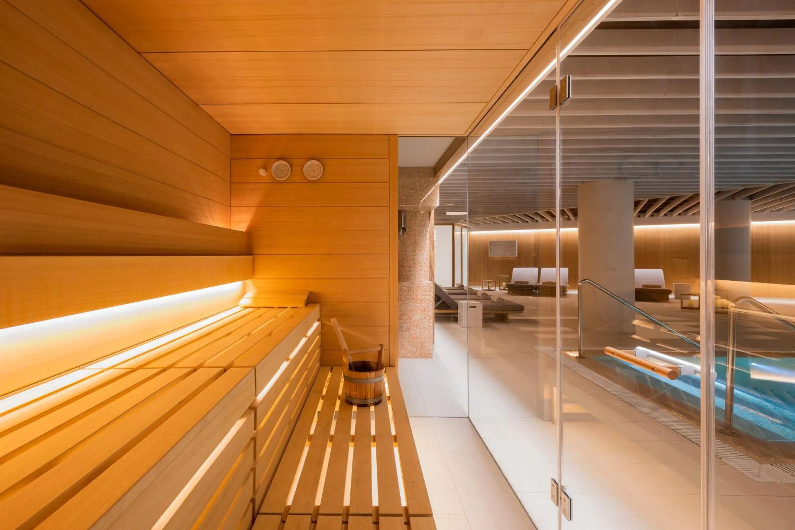 Sauna, Bed in Inturotel Cala Esmeralda Beach Hotel & Spa - Adults Only