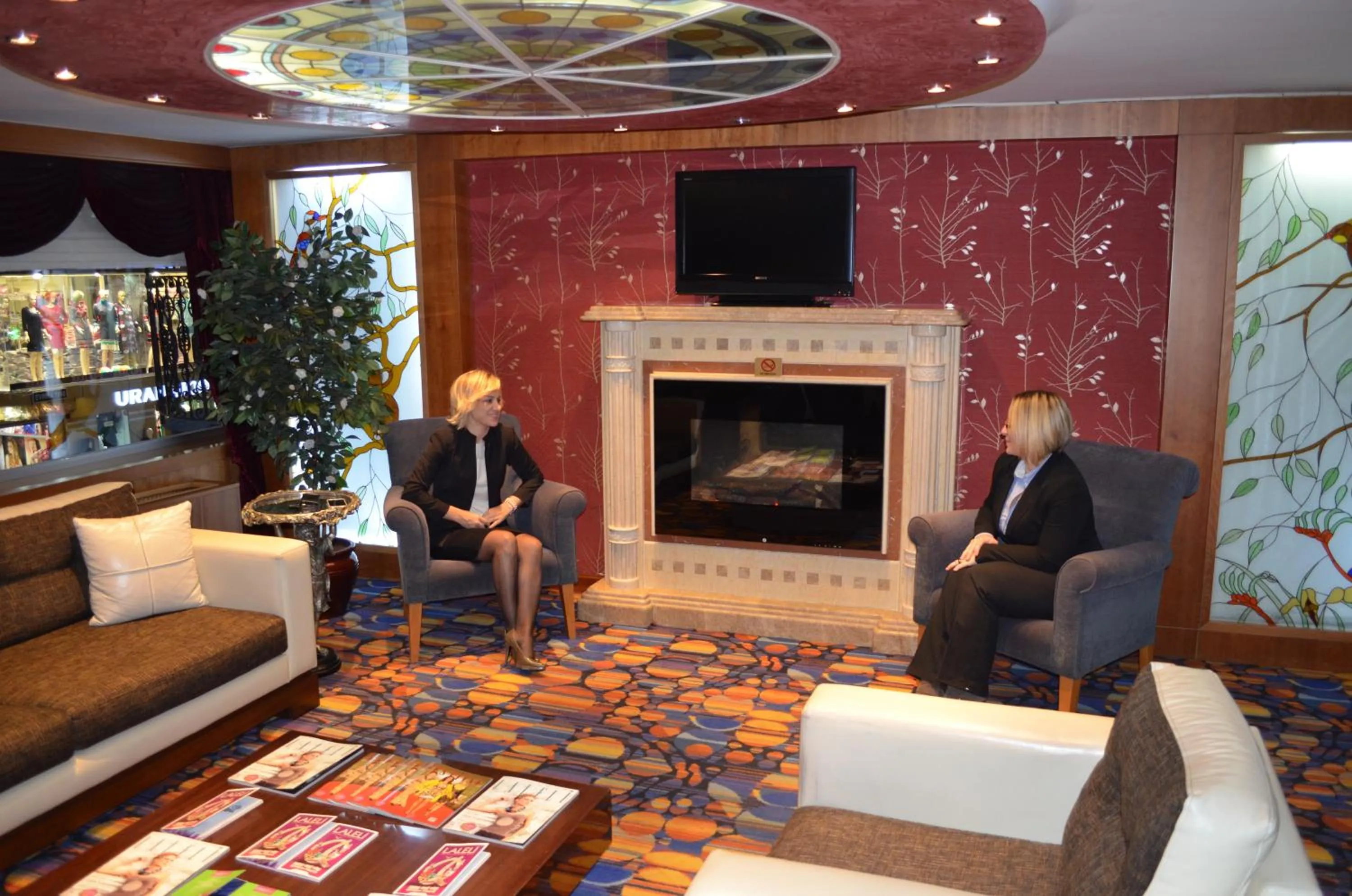 Facade/entrance in Yuksel Hotel