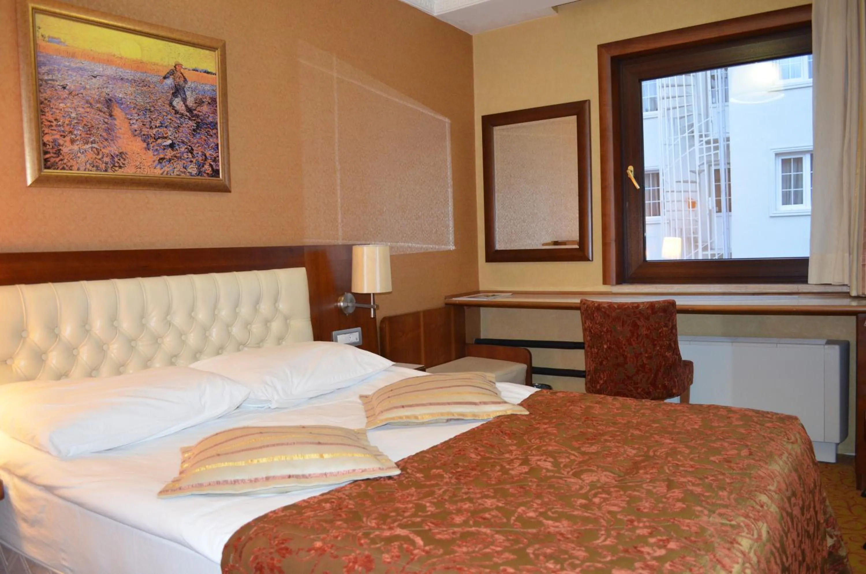 Bed in Yuksel Hotel