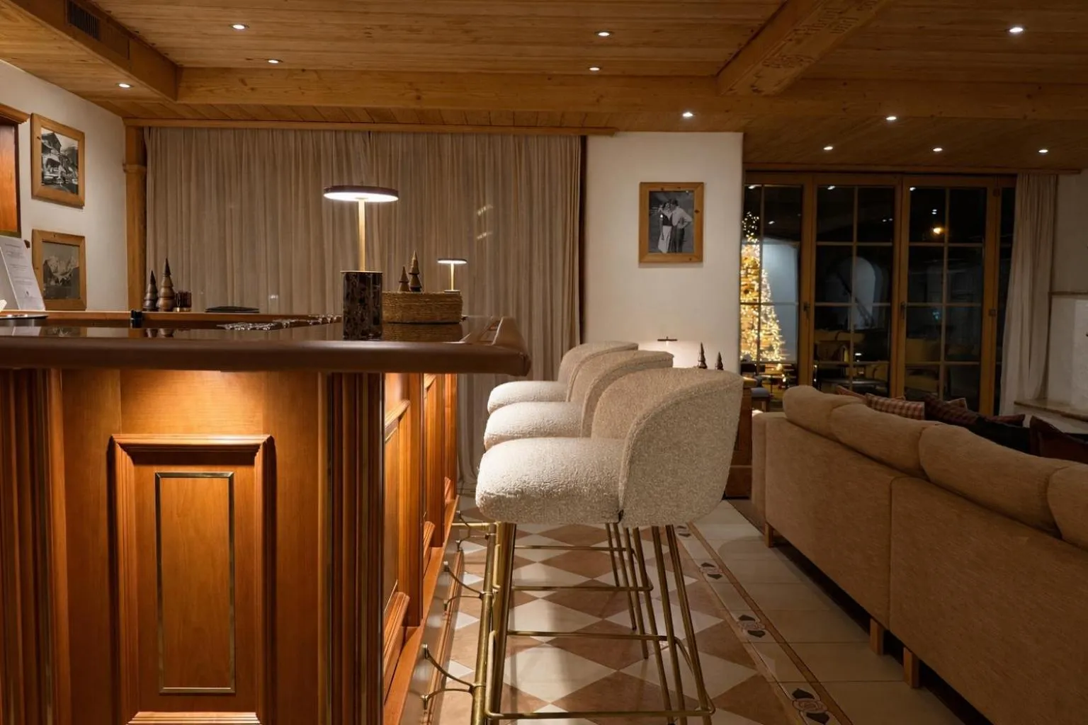 Swiss Alpine Hotel Allalin