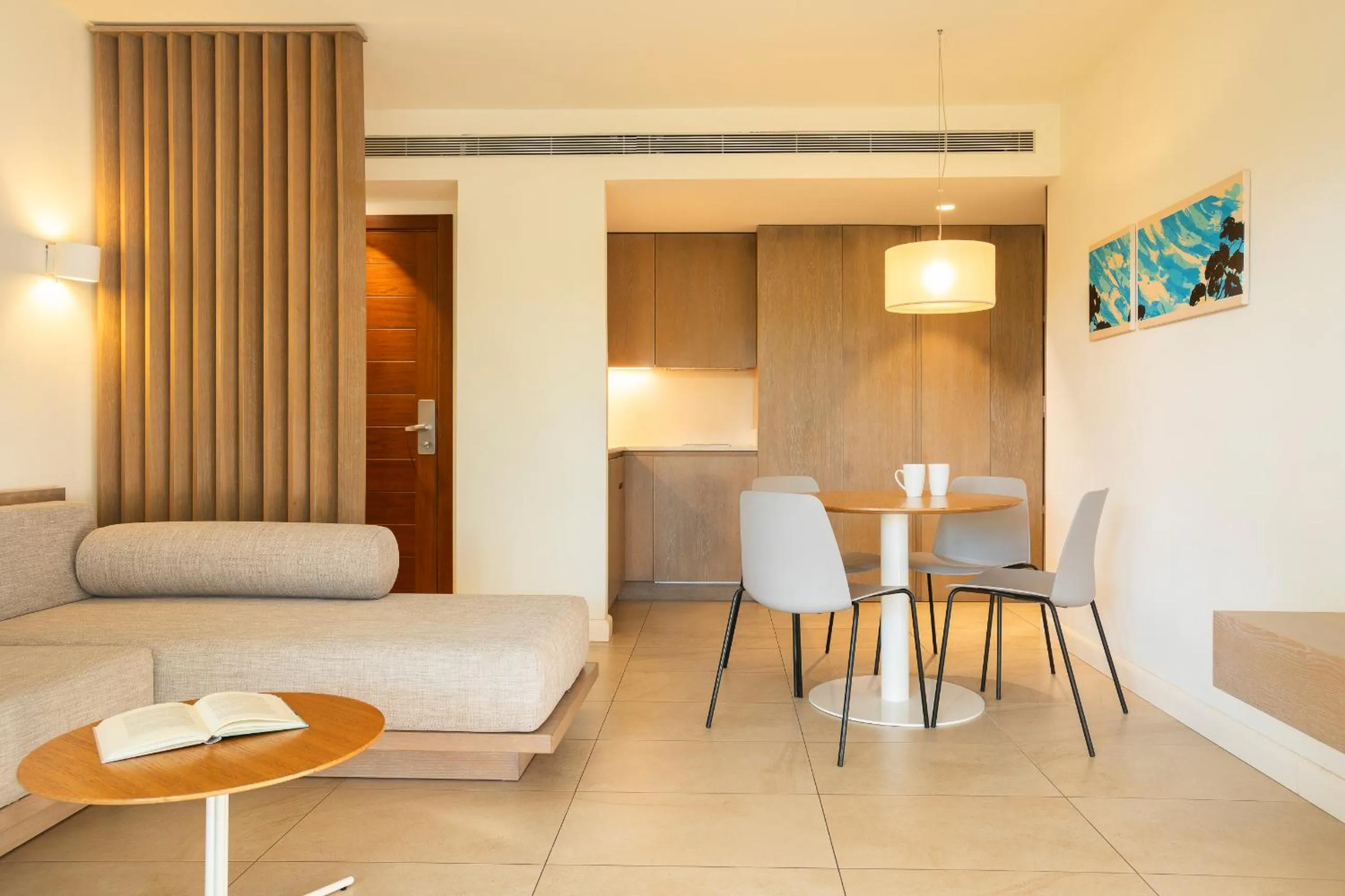 kitchen in Inturotel Esmeralda Park