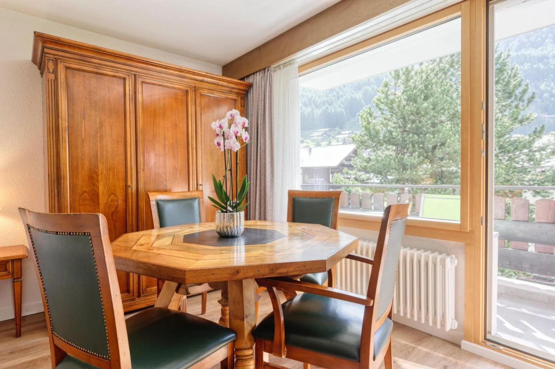 Dining area in Arca Aparthotel & Spa
