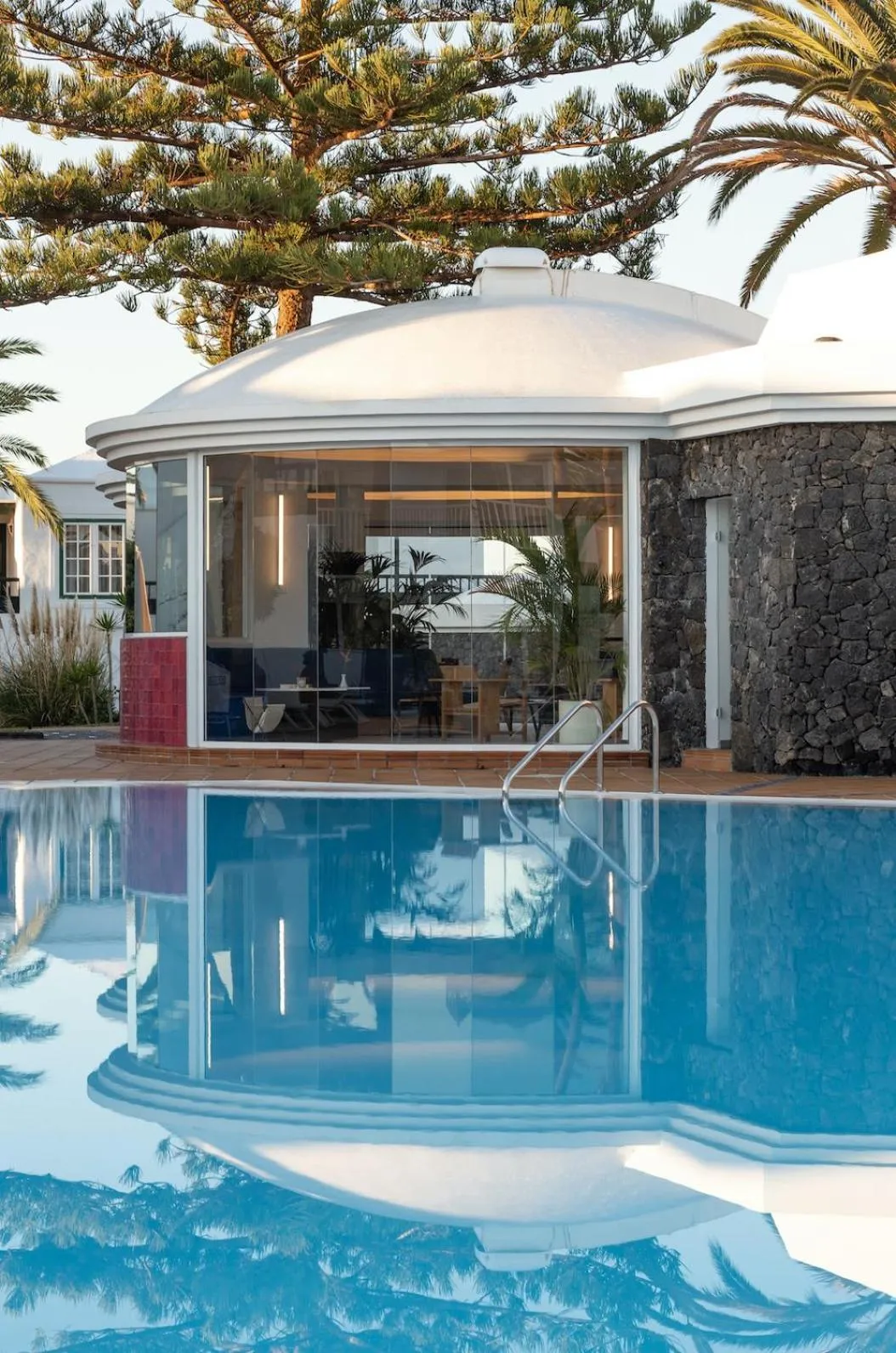 Swimming pool in Barcarola Club