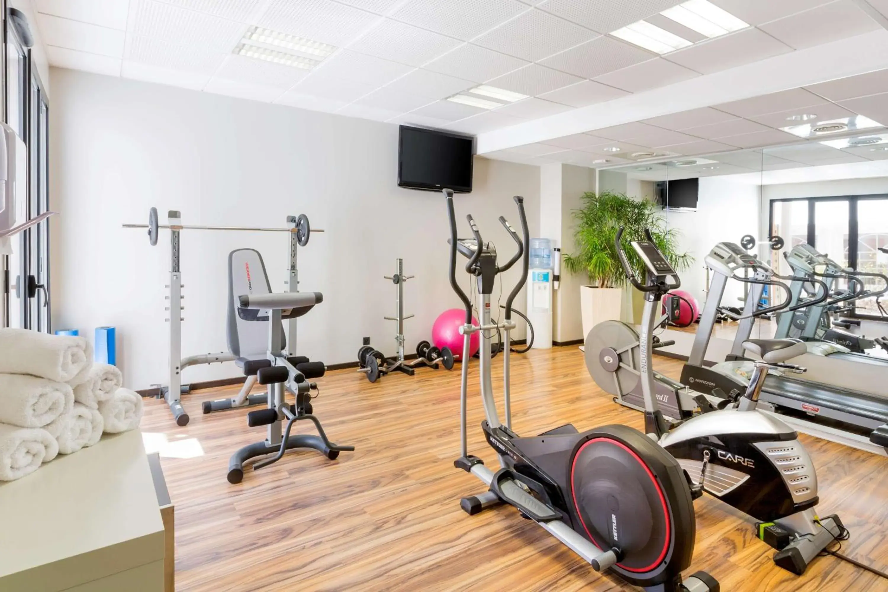 Fitness centre/facilities in Best Western Park Hotel Geneve-Thoiry Fitness centre/facilities in Best Western Park Hotel Geneve-Thoiry