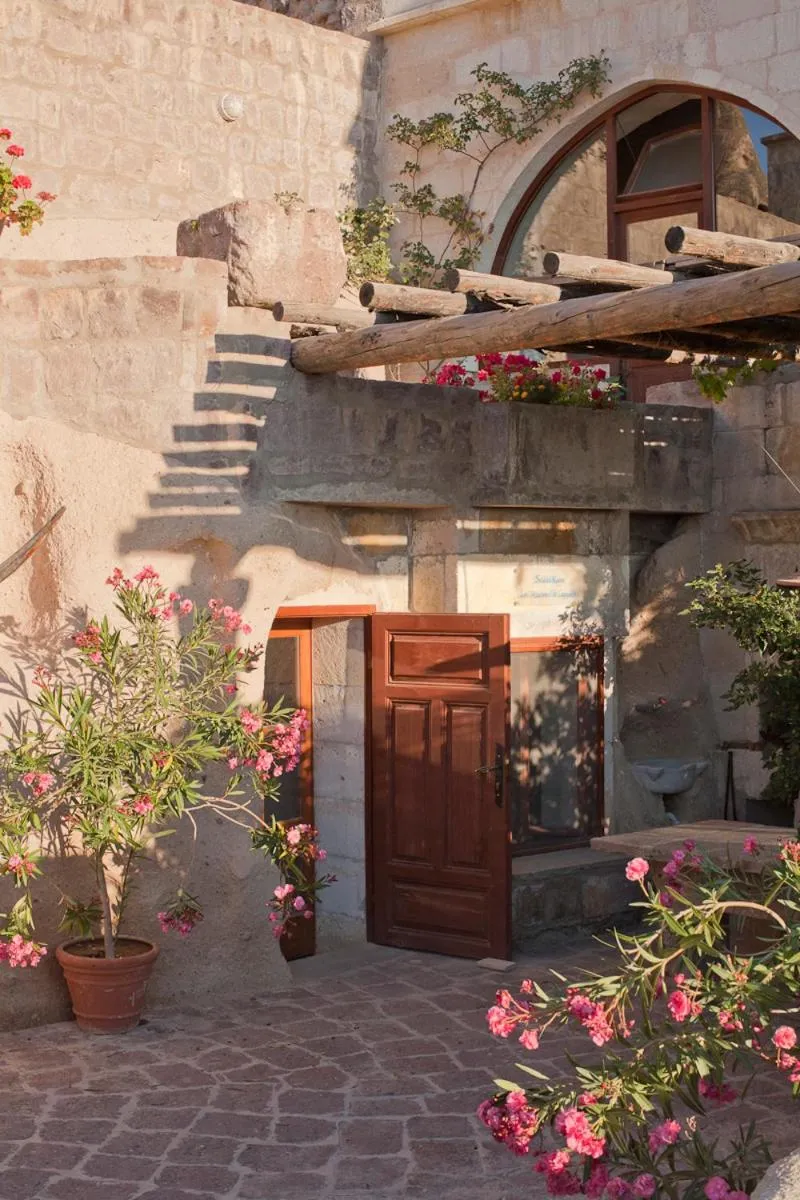 Day in Les Maisons De Cappadoce