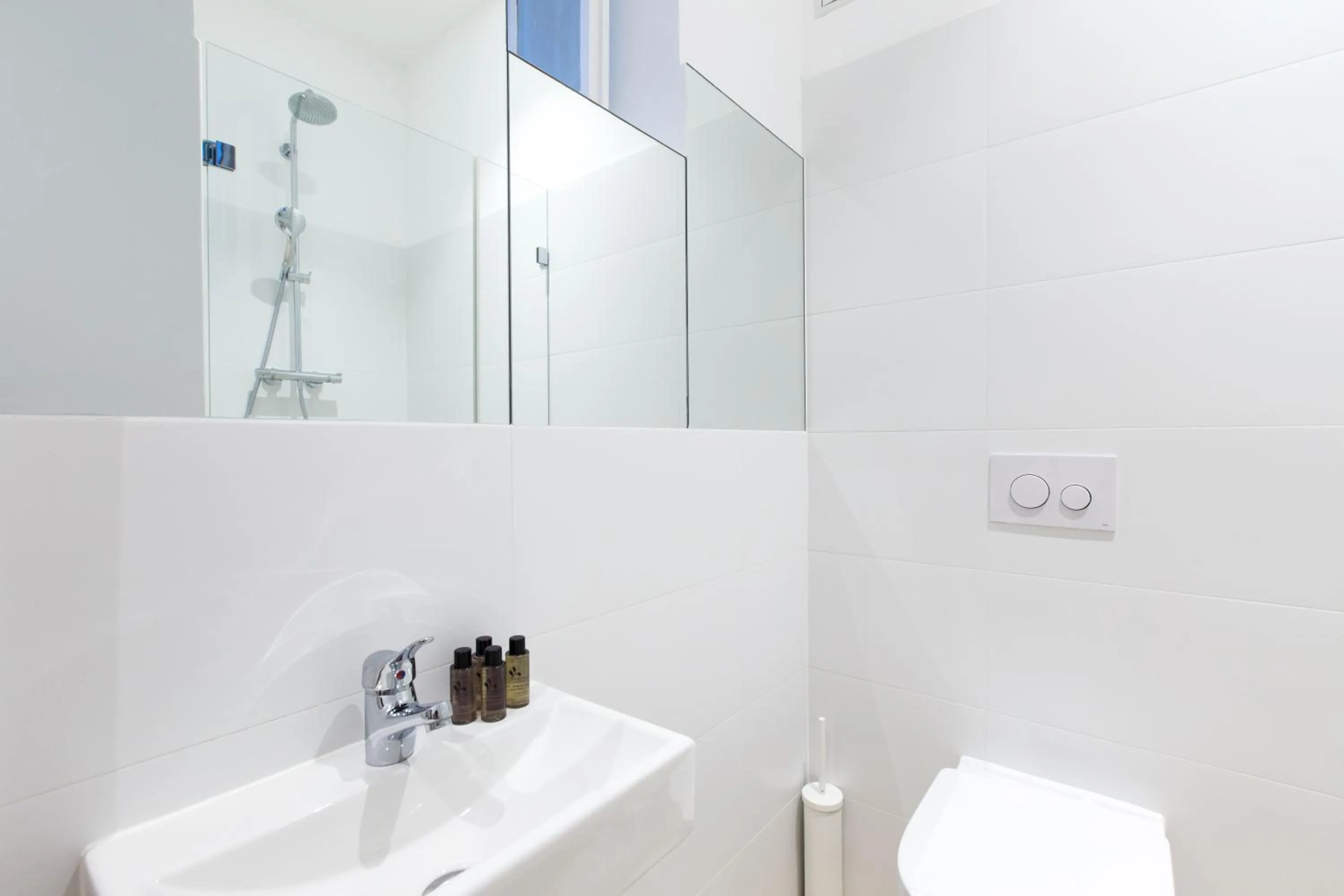 Bathroom in HeyMi Apartments in City Center