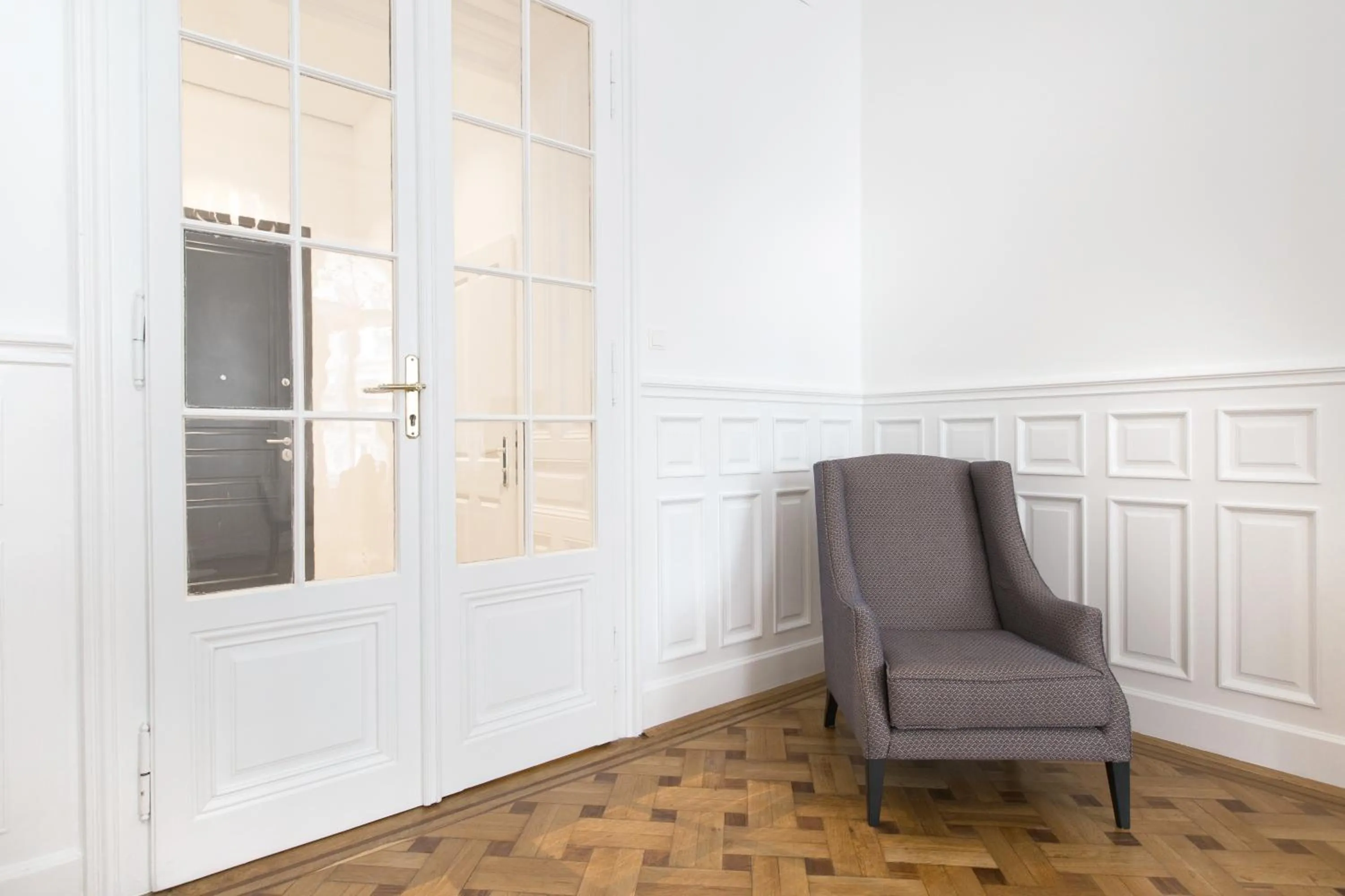 Decorative detail in HeyMi Apartments in City Center