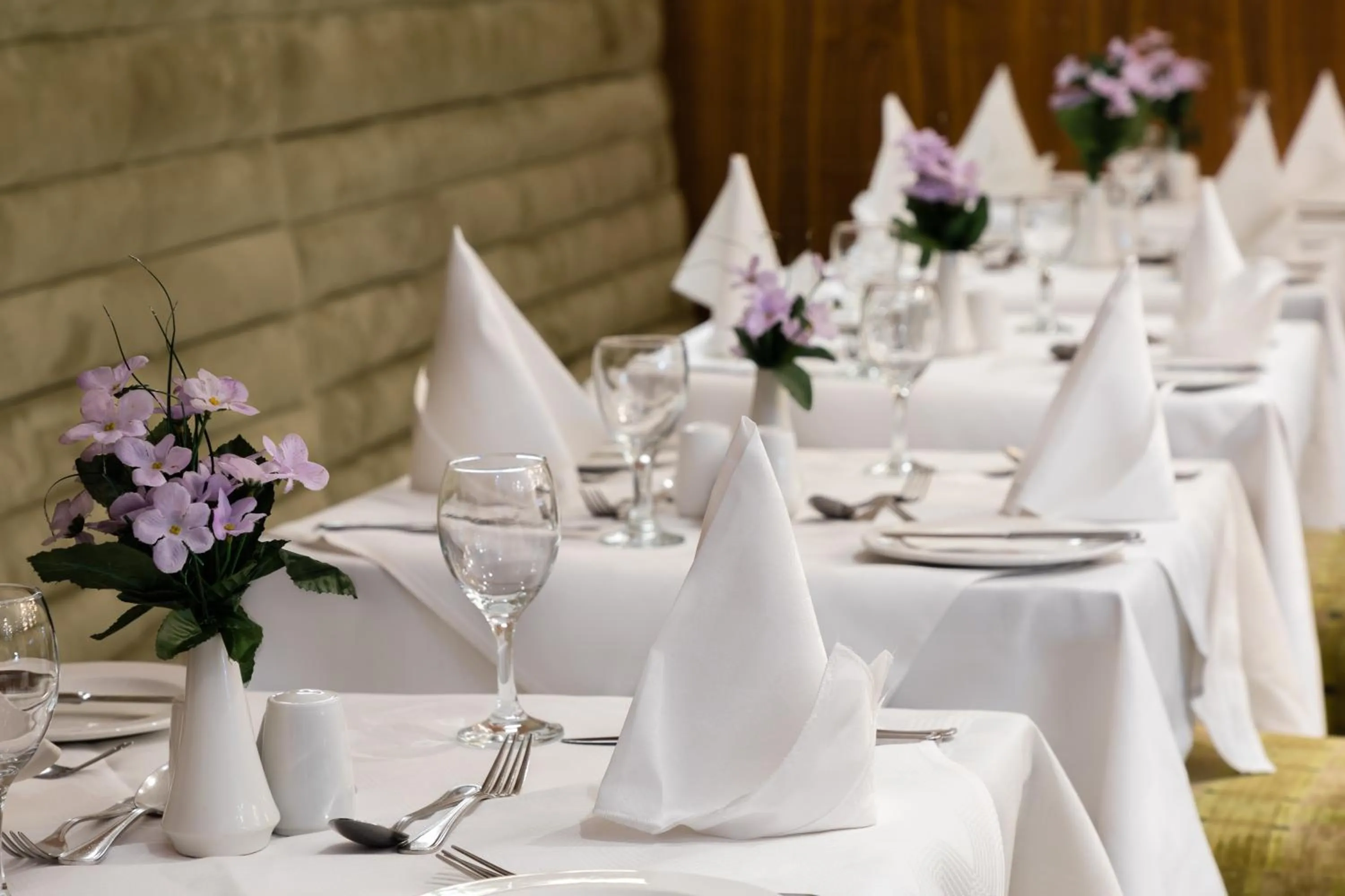 Restaurant/places to eat in Protea Hotel by Marriott Benin City Select Emotan