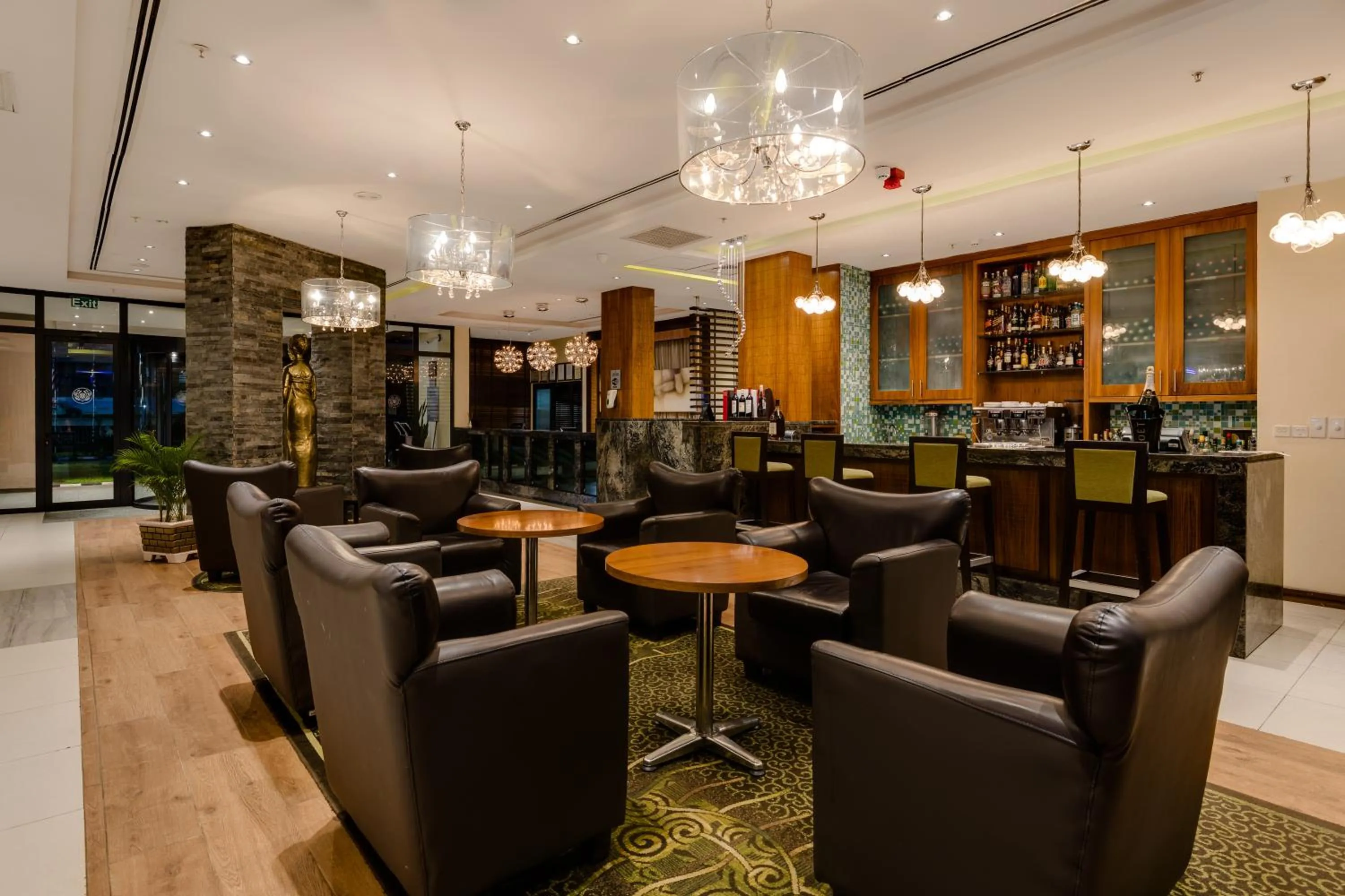 Lounge or bar in Protea Hotel by Marriott Benin City Select Emotan