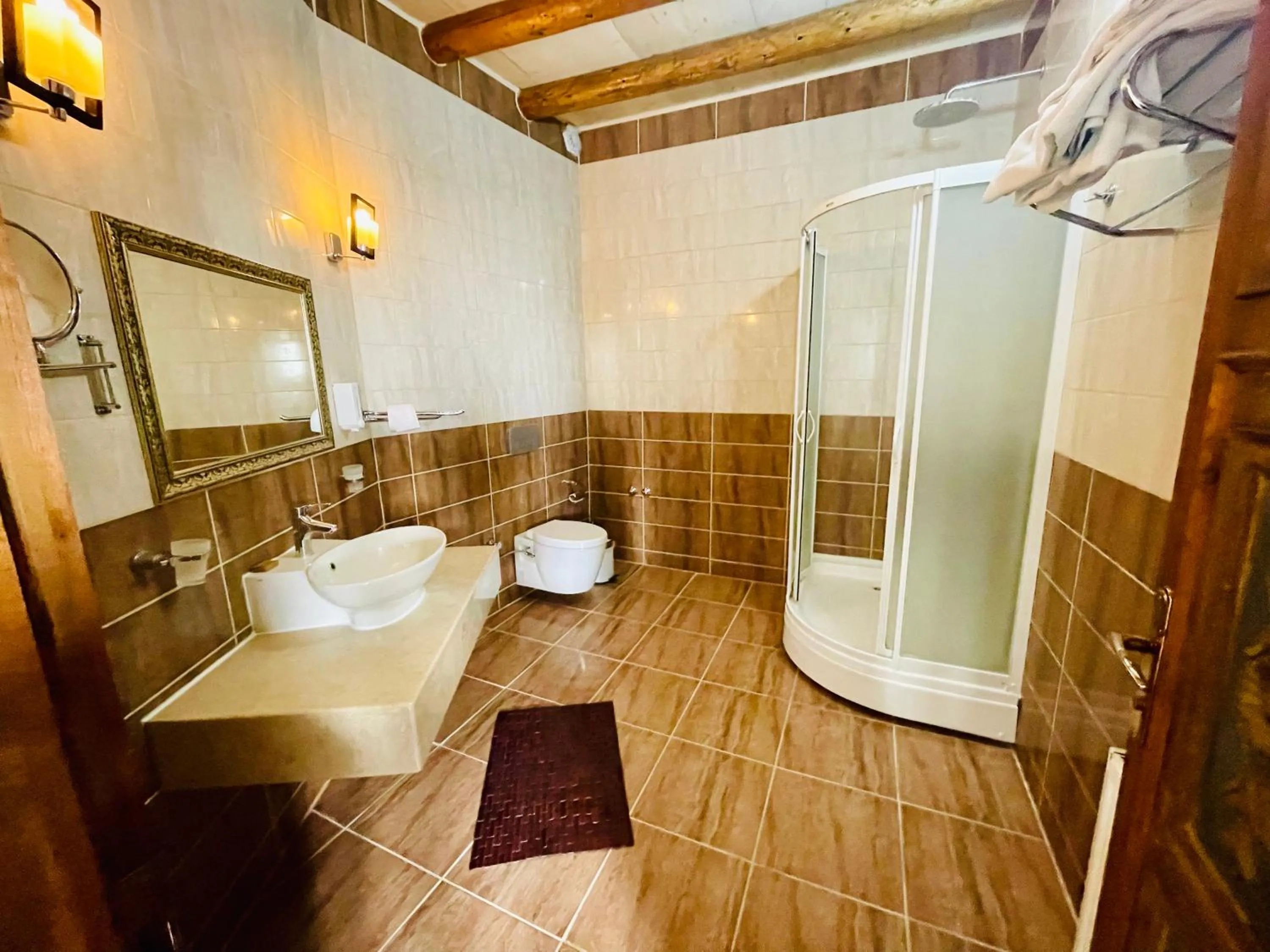 Shower in Sofa Hotel