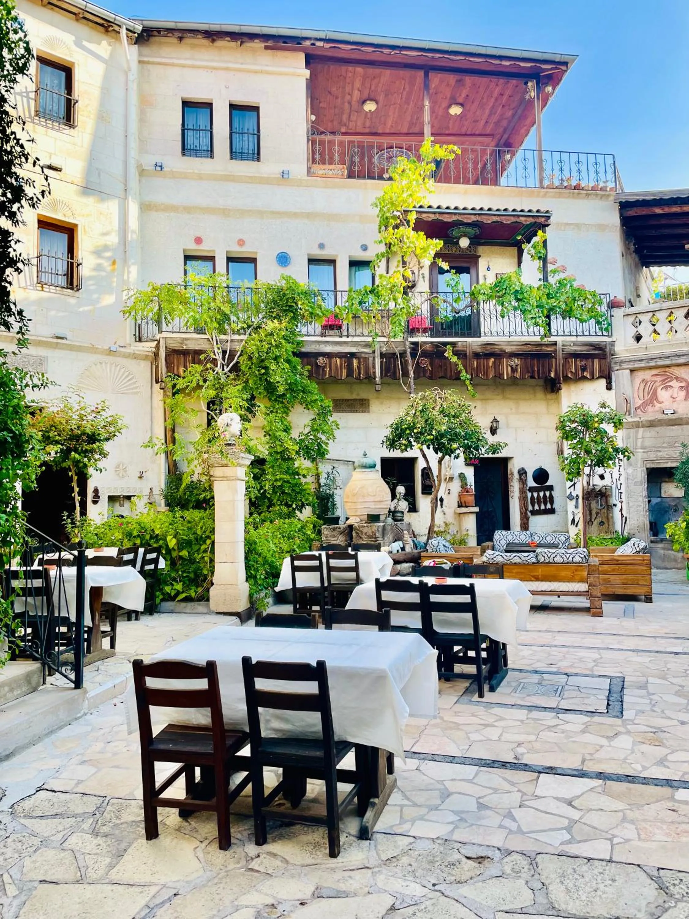 Property building in Sofa Hotel