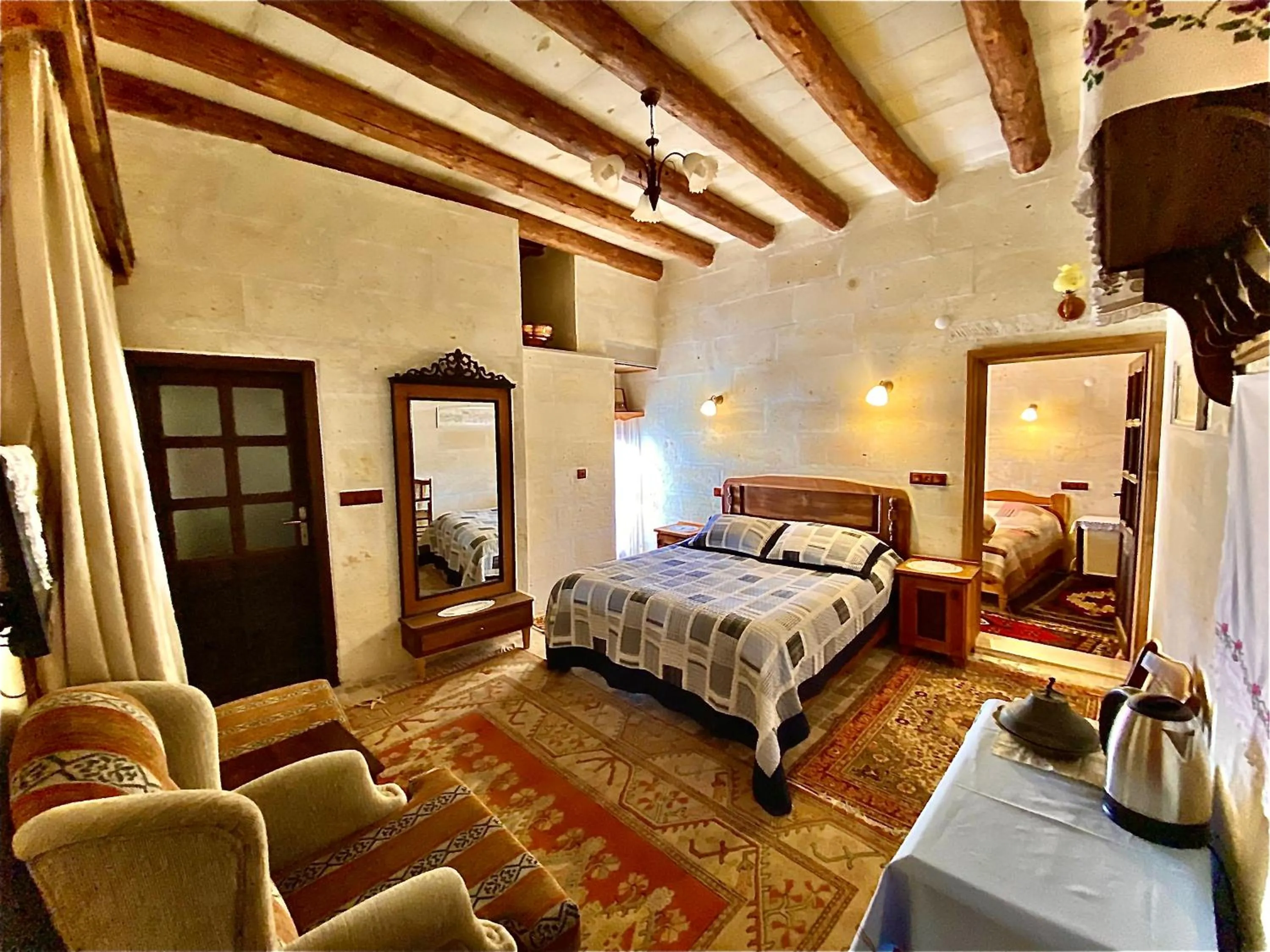 Photo of the whole room, Bed in Sofa Hotel