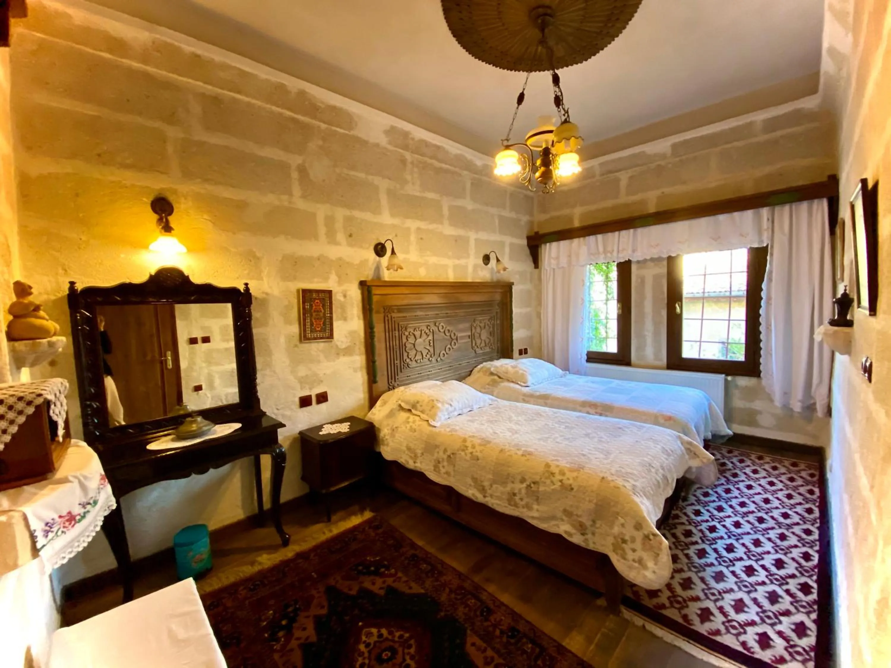 Photo of the whole room, Bed in Sofa Hotel