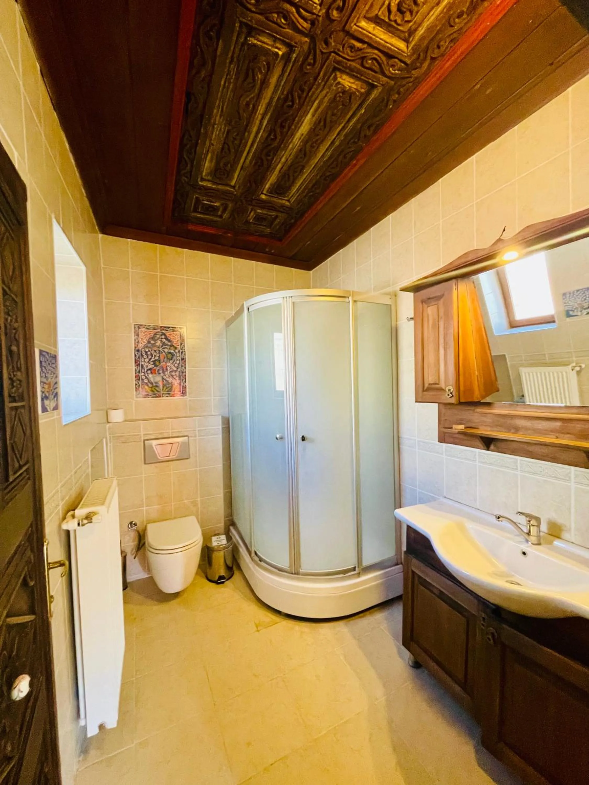 Bathroom in Sofa Hotel