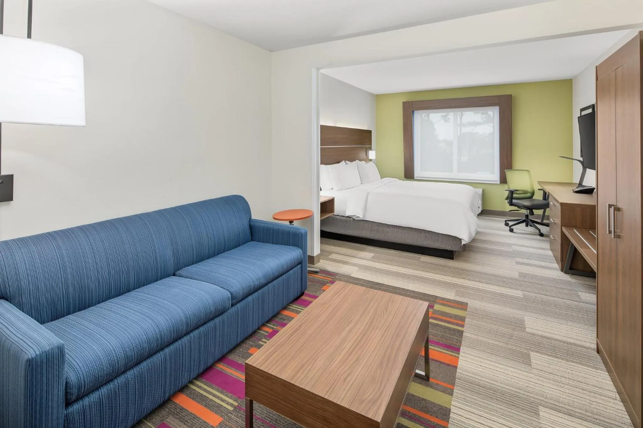 Photo of the whole room, Bed in Holiday Inn Express Hotel & Suites Palm Bay by IHG