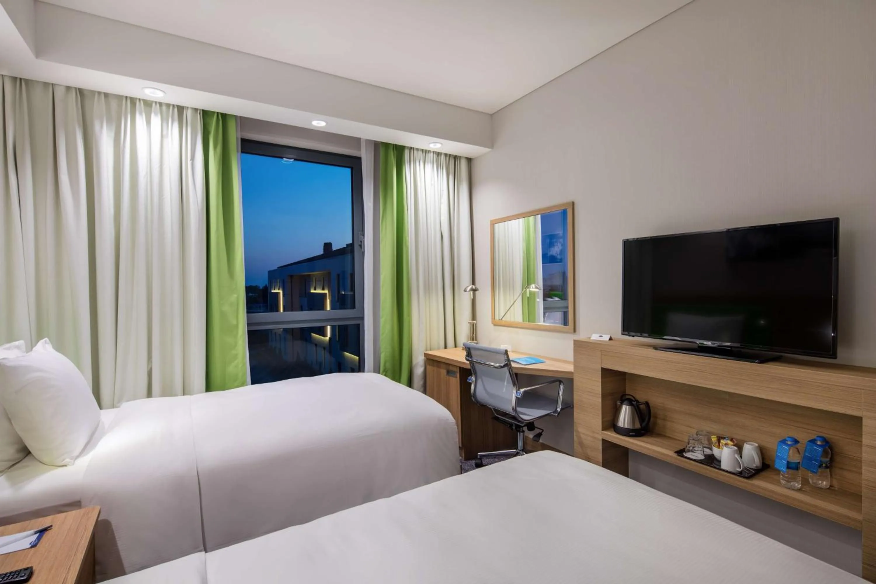 Bedroom, Bed in Hampton by Hilton Istanbul Zeytinburnu