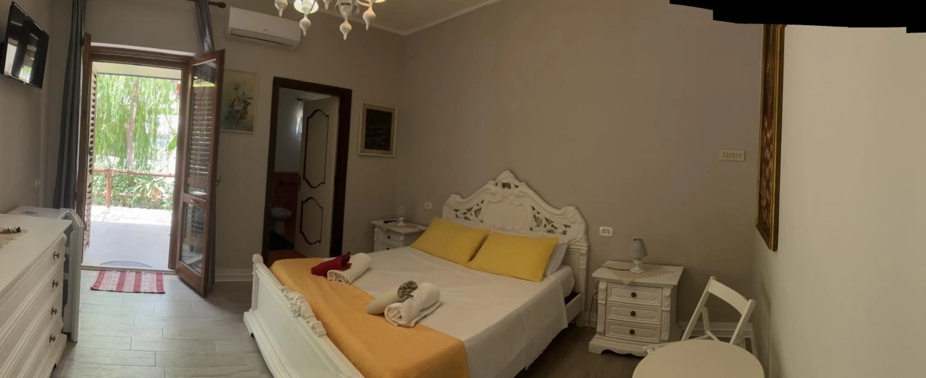 Bed in Casa Himera Fontane Bianche