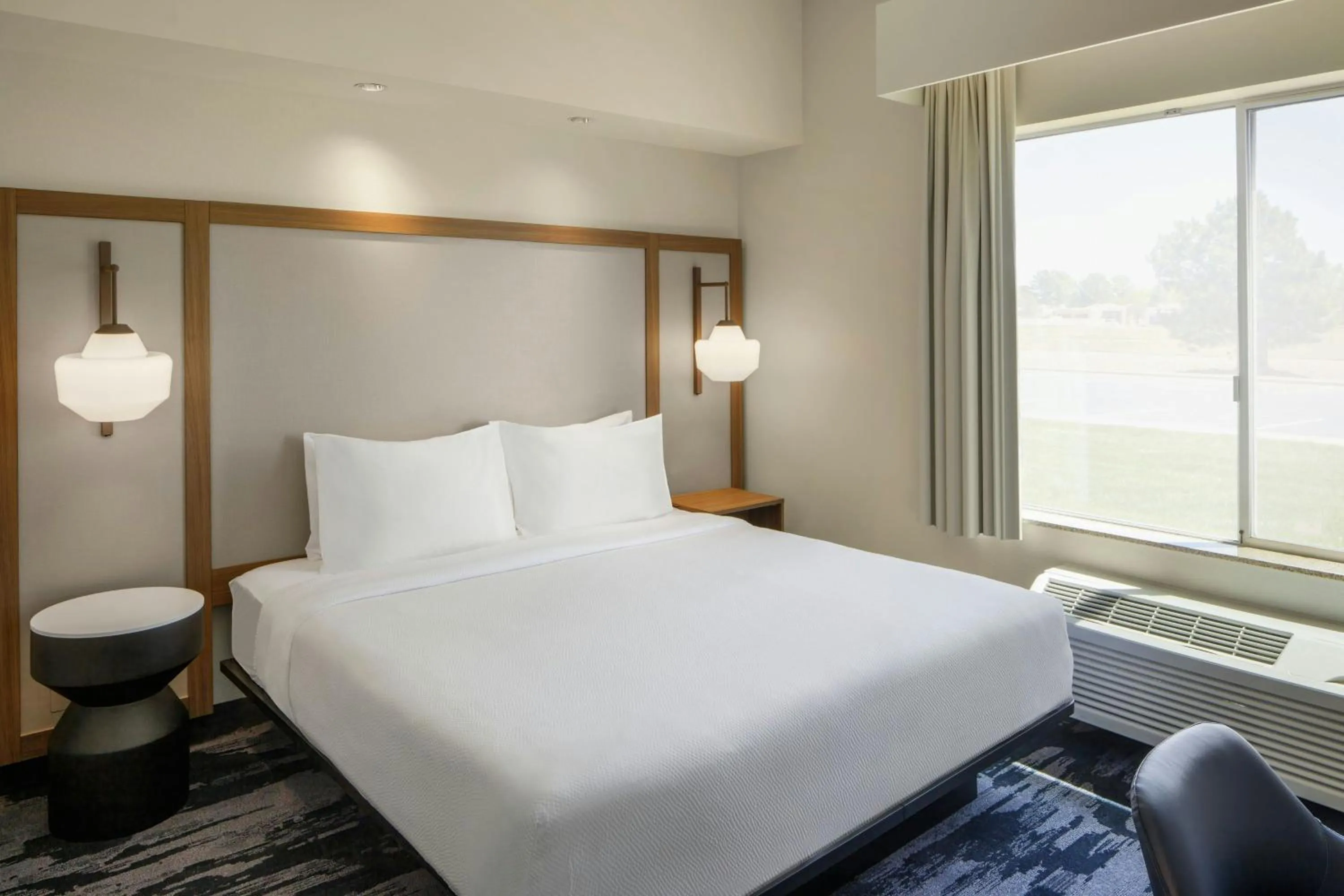 Photo of the whole room, Bed in Fairfield Inn & Suites Clovis