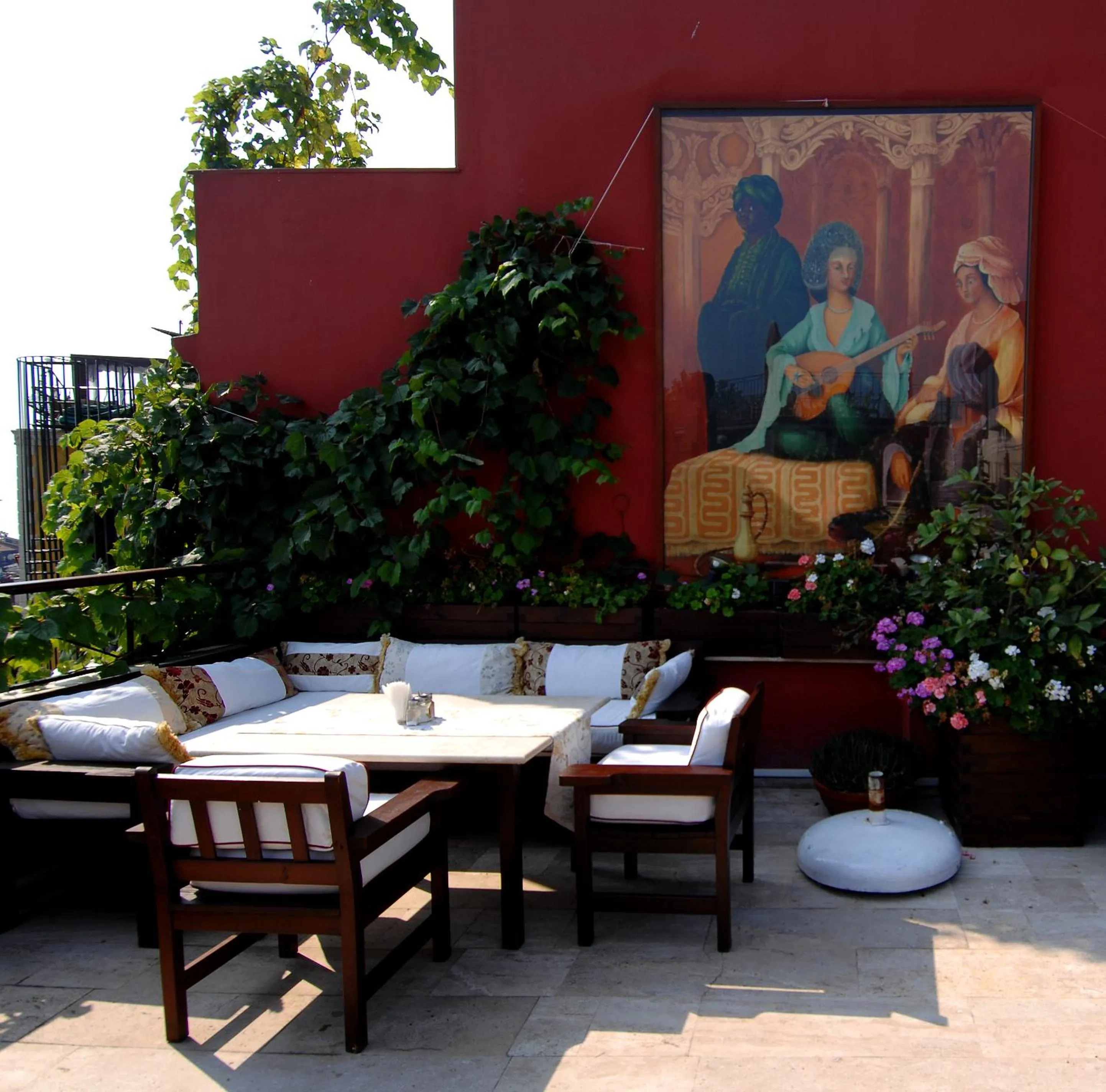 Restaurant/places to eat in Şebnem Hotel