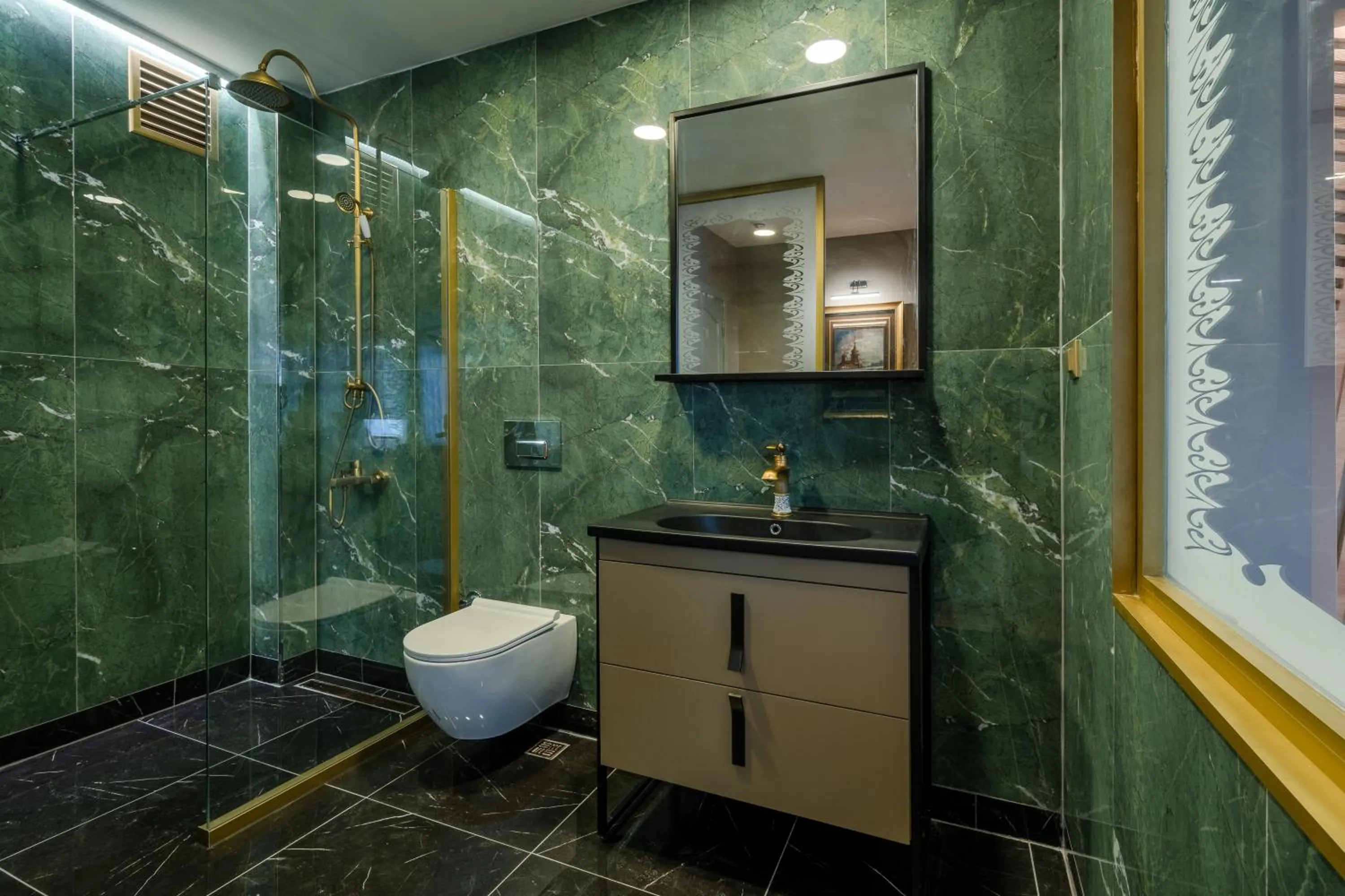 Shower in Şebnem Hotel