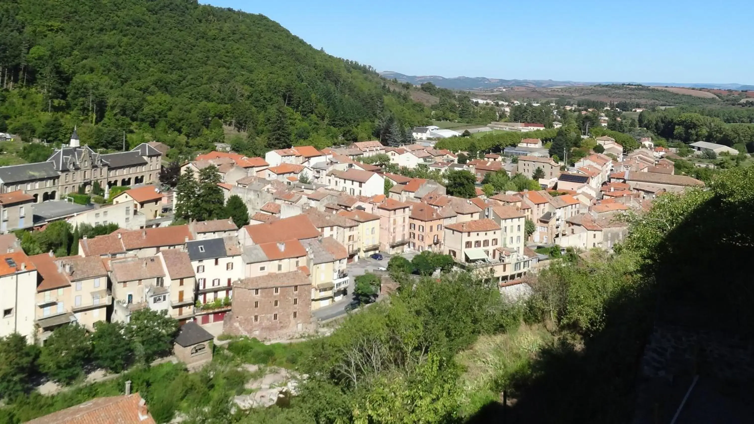 Gîte Dourdou - Les Hauts de Camarès Gîte Dourdou - Les Hauts de Camarès