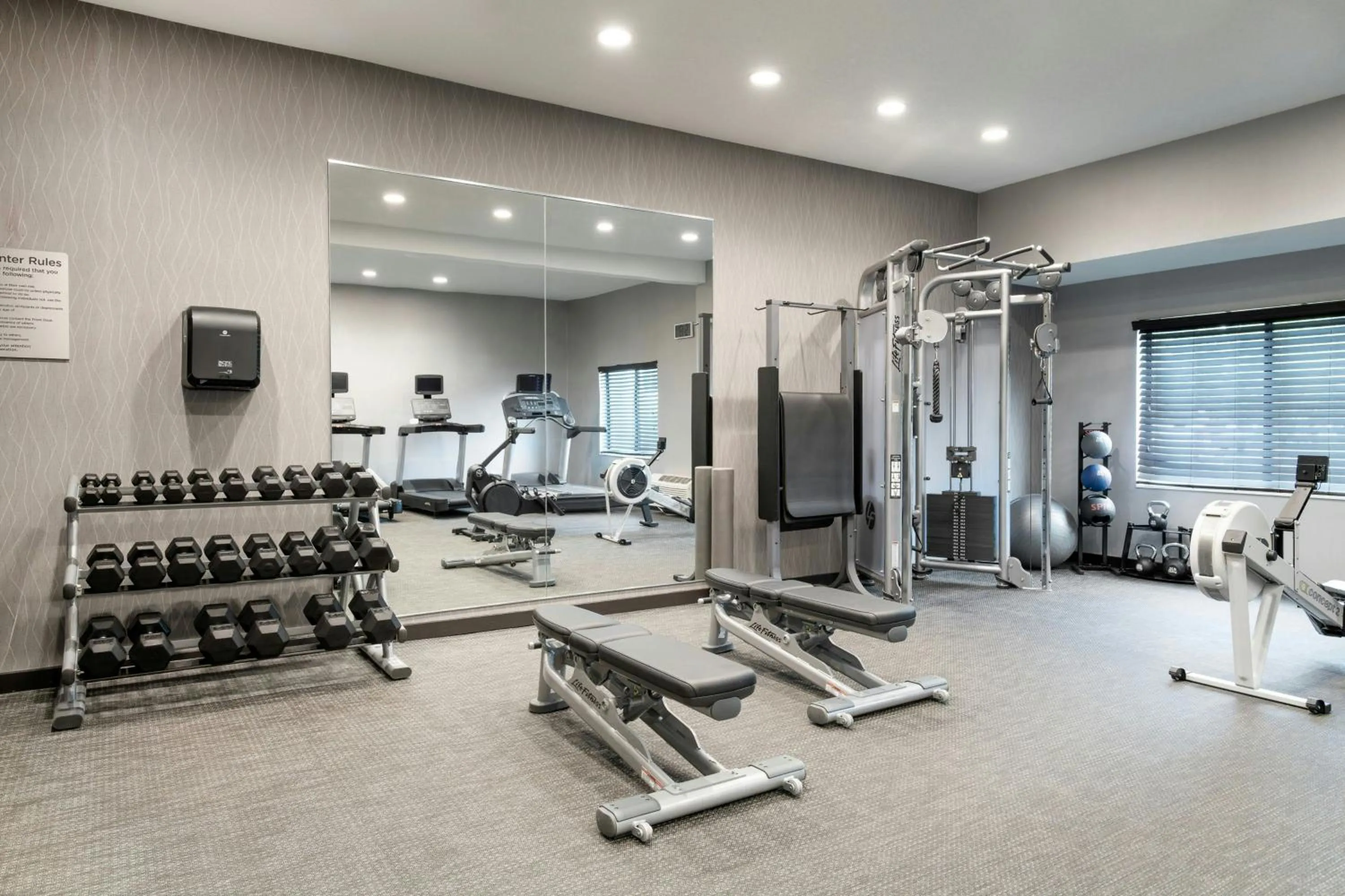 Fitness centre/facilities in Courtyard by Marriott Danbury