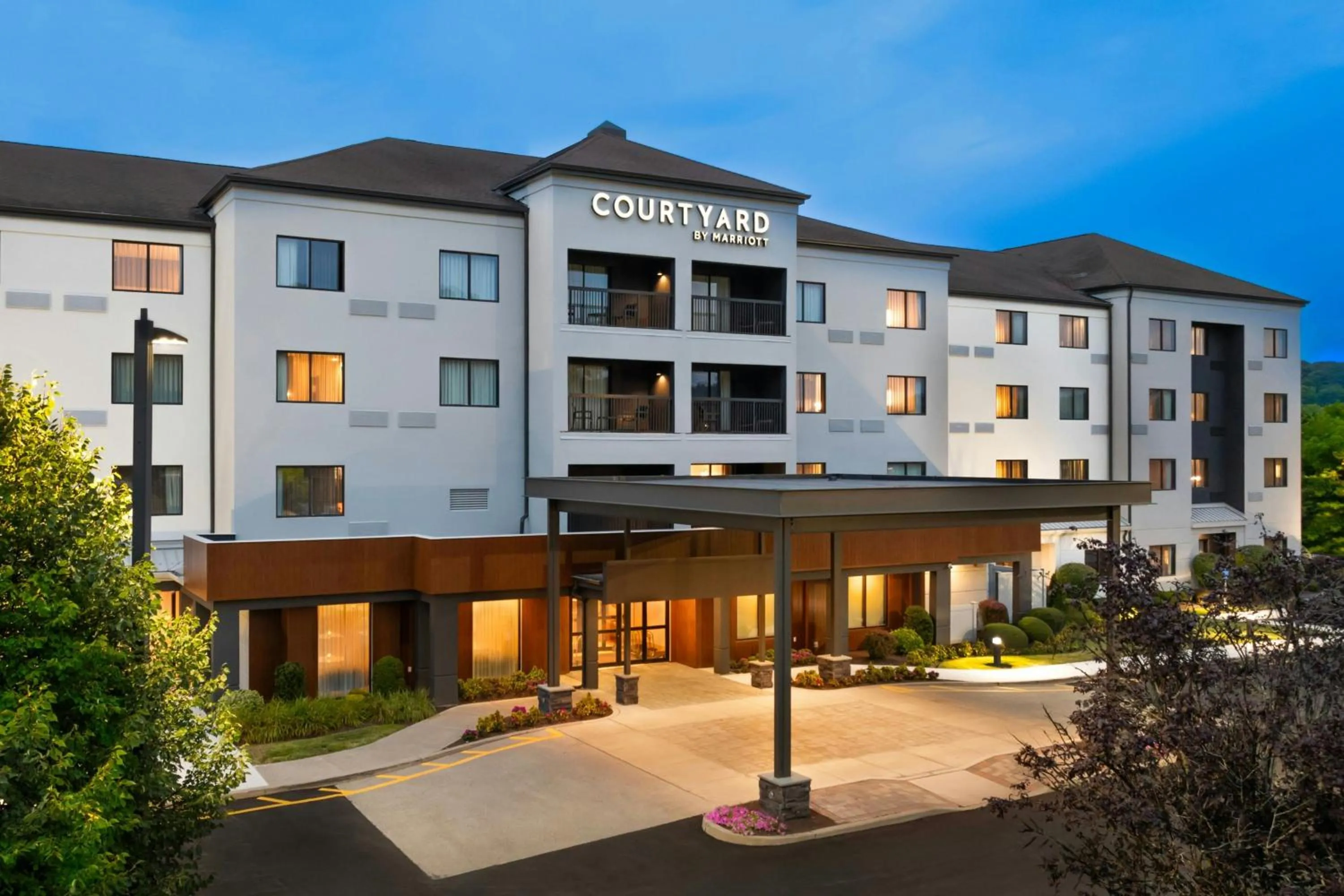 Property building in Courtyard by Marriott Danbury