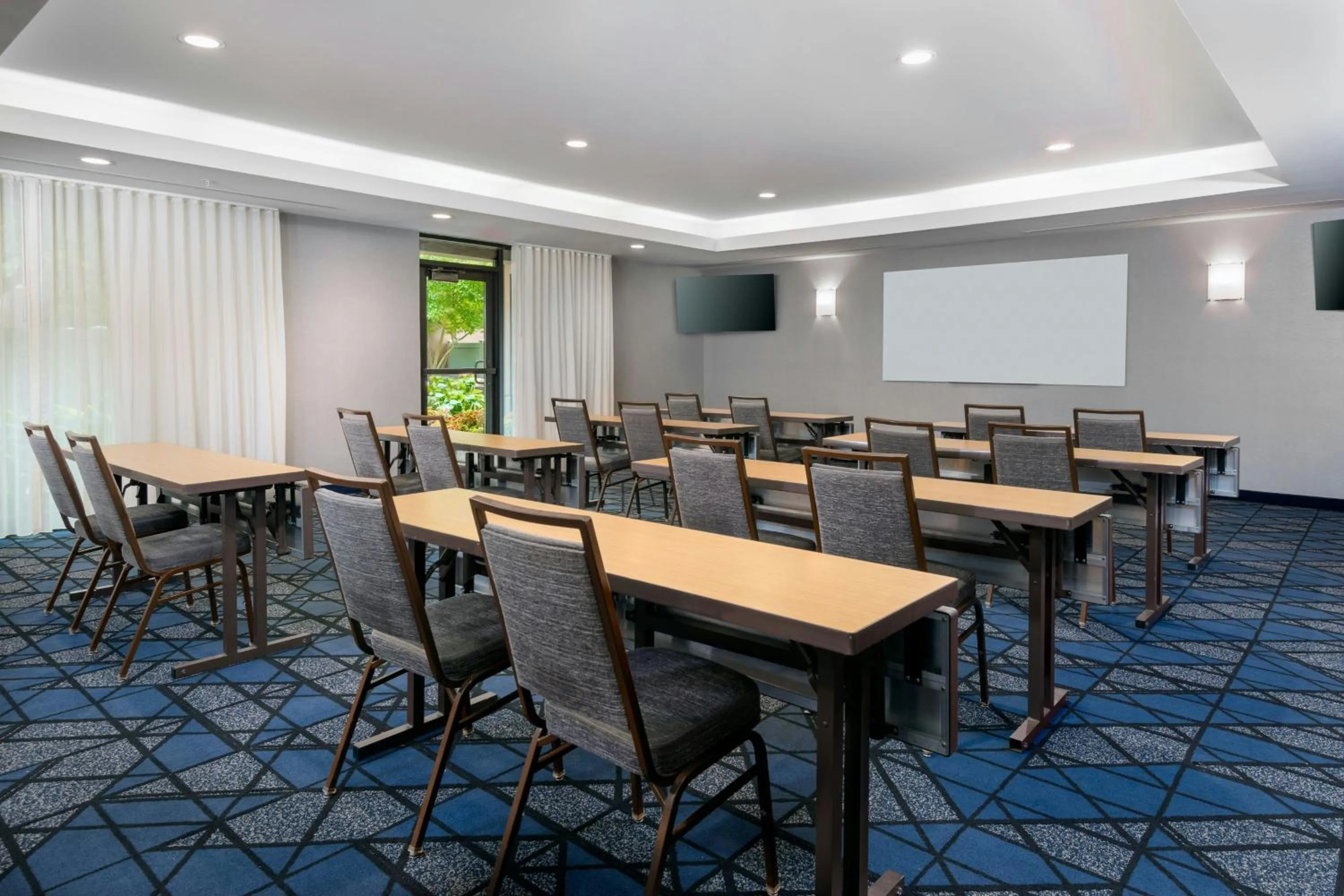Meeting/conference room in Courtyard by Marriott Danbury