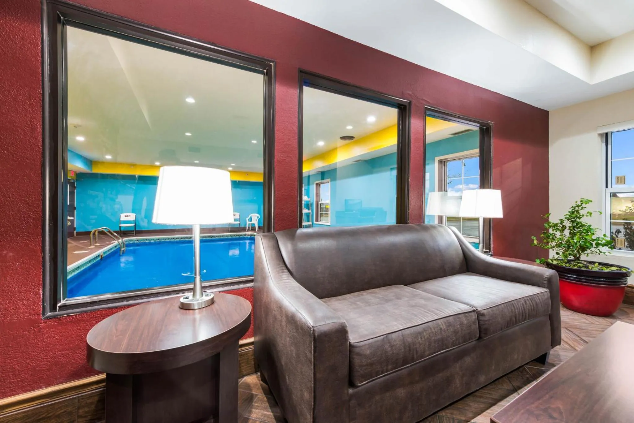 Lobby or reception in Red Roof Inn & Suites Monee