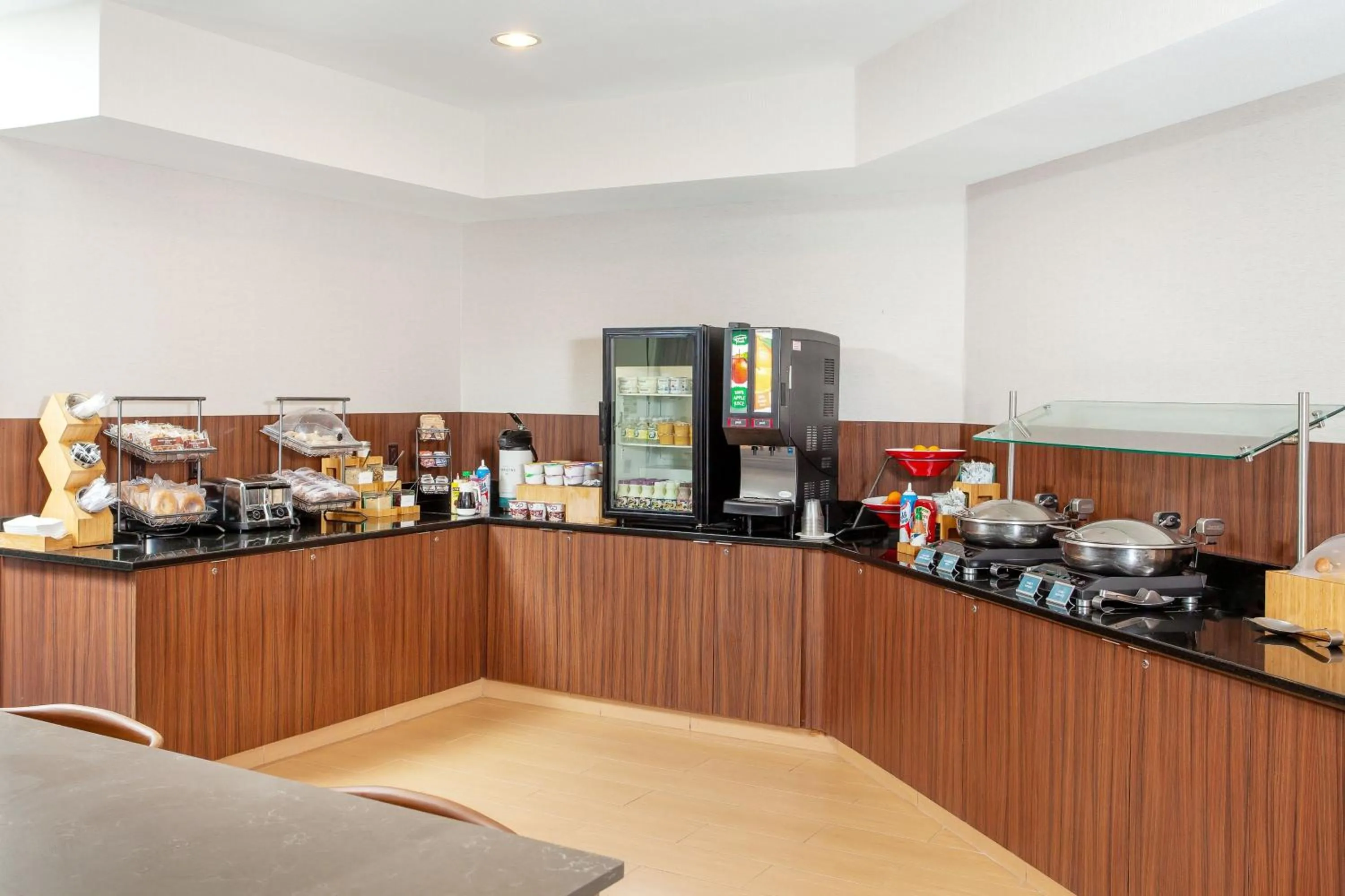 Breakfast in Fairfield Inn by Marriott North Little Rock