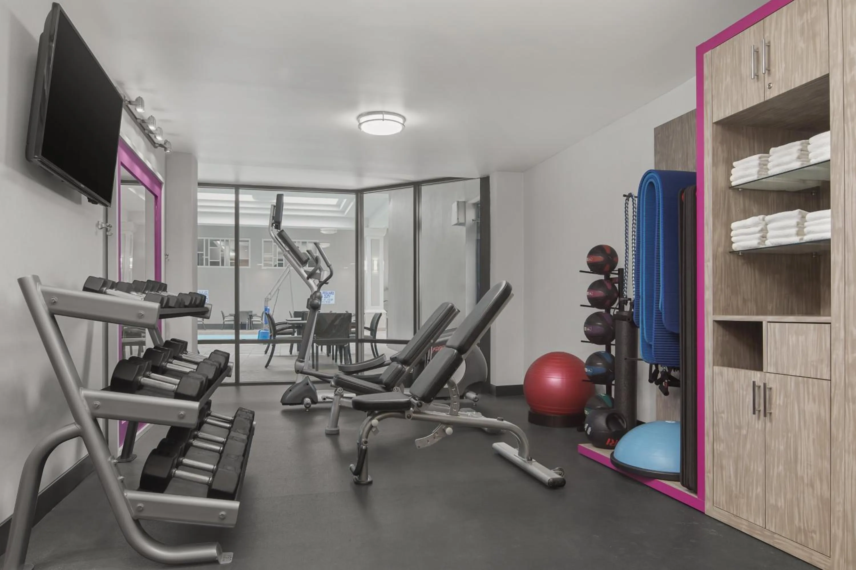 Fitness centre/facilities in Crowne Plaza Greenville by IHG