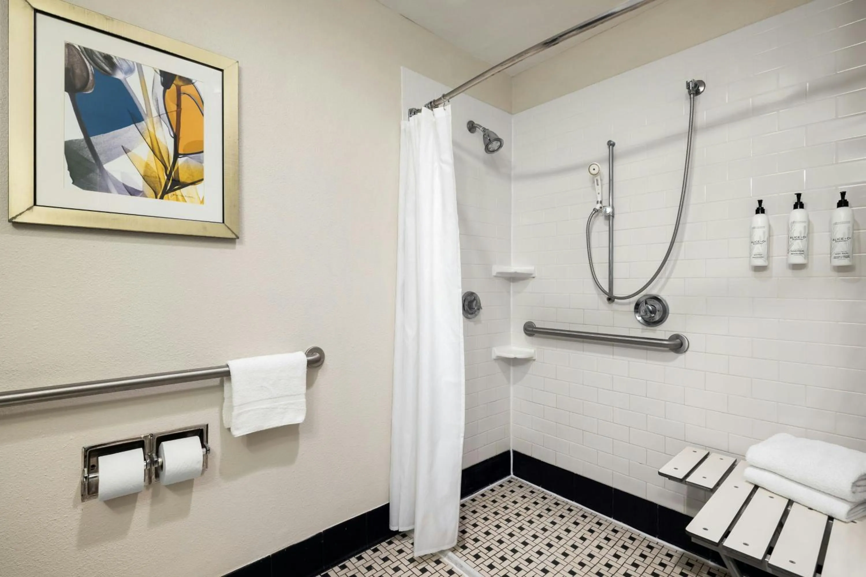 Bathroom in Fairfield Inn & Suites Hattiesburg / University