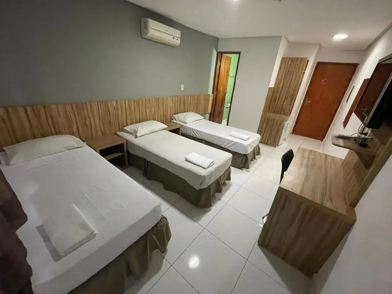 Deluxe Triple Room - single occupancy in CR Hotel Bueno Deluxe Triple Room - single occupancy in CR Hotel Bueno