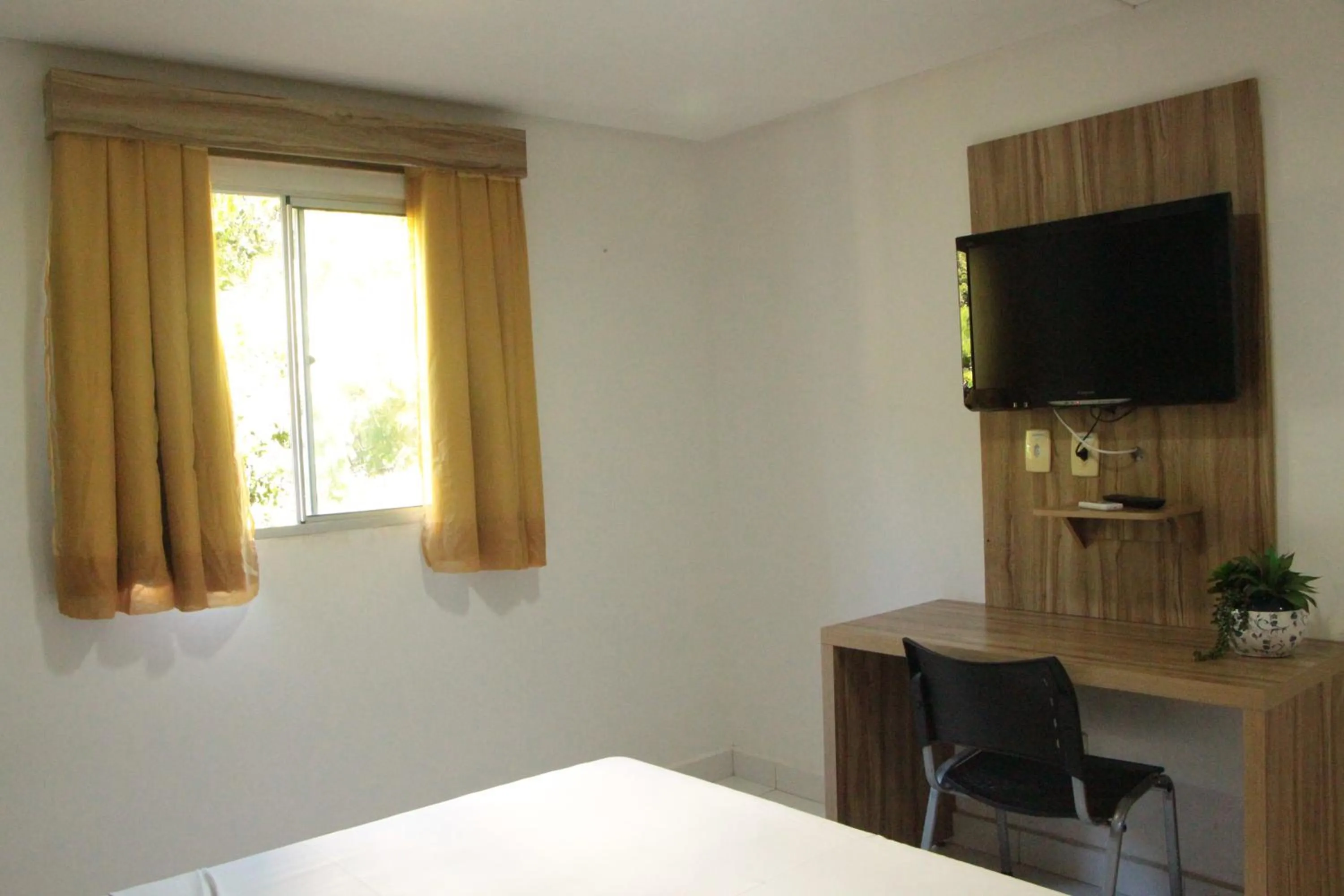 Bed in CR Hotel Bueno