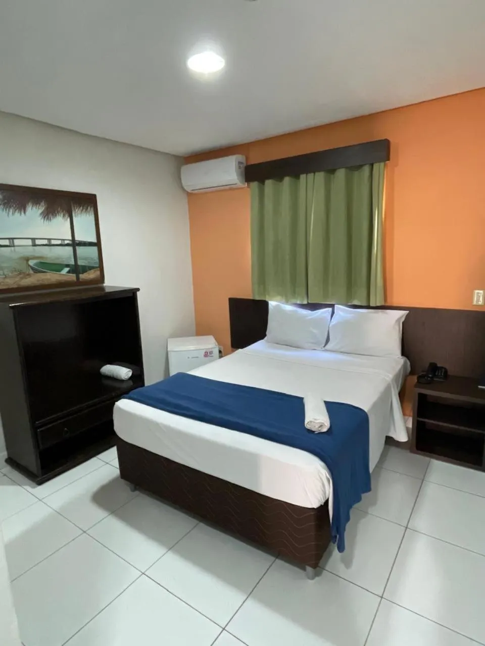 Bed in CR Hotel Bueno