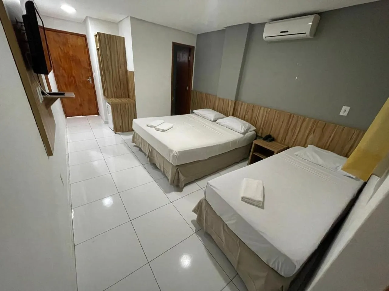 Bed in CR Hotel Bueno