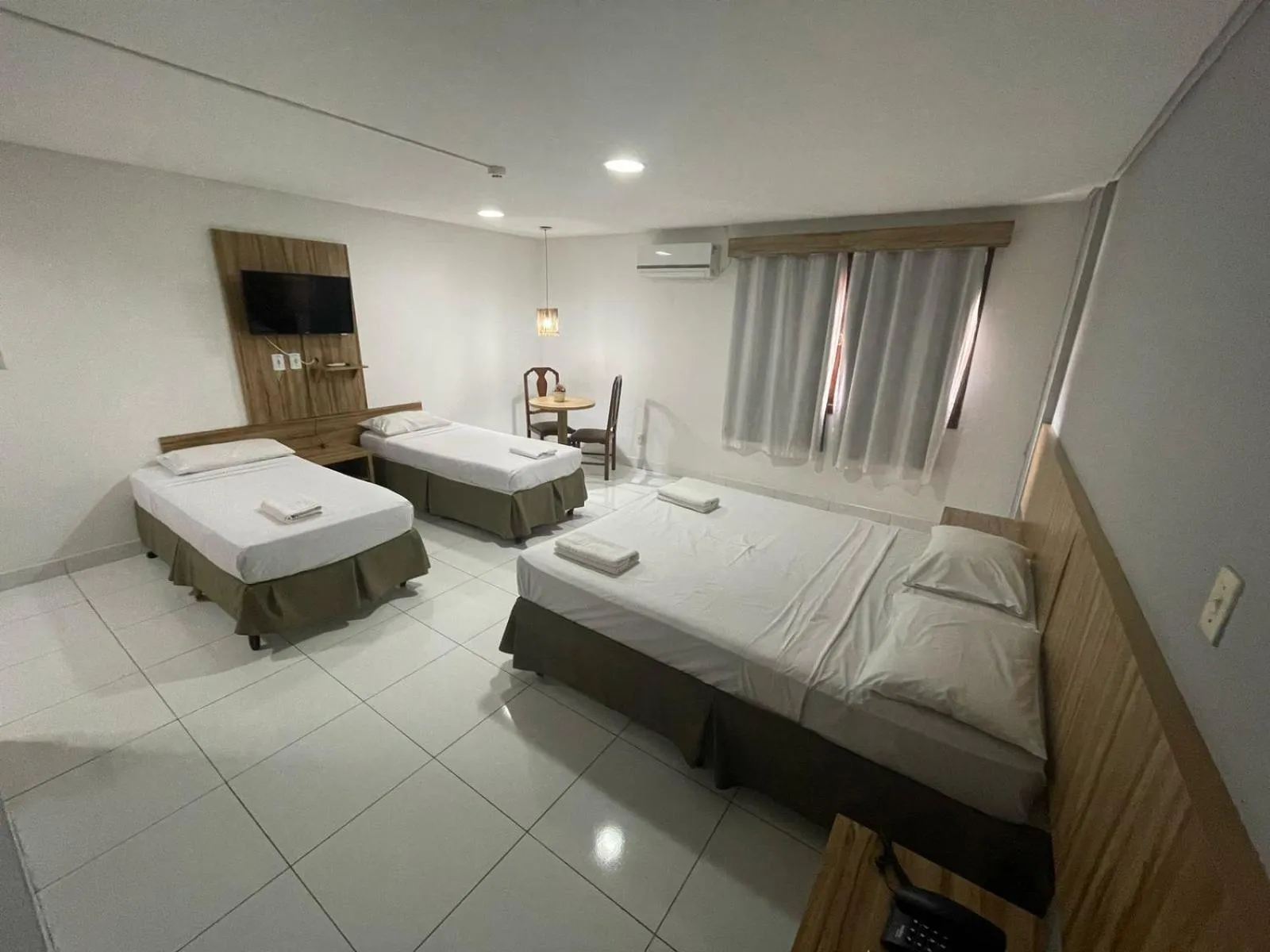 Bed in CR Hotel Bueno