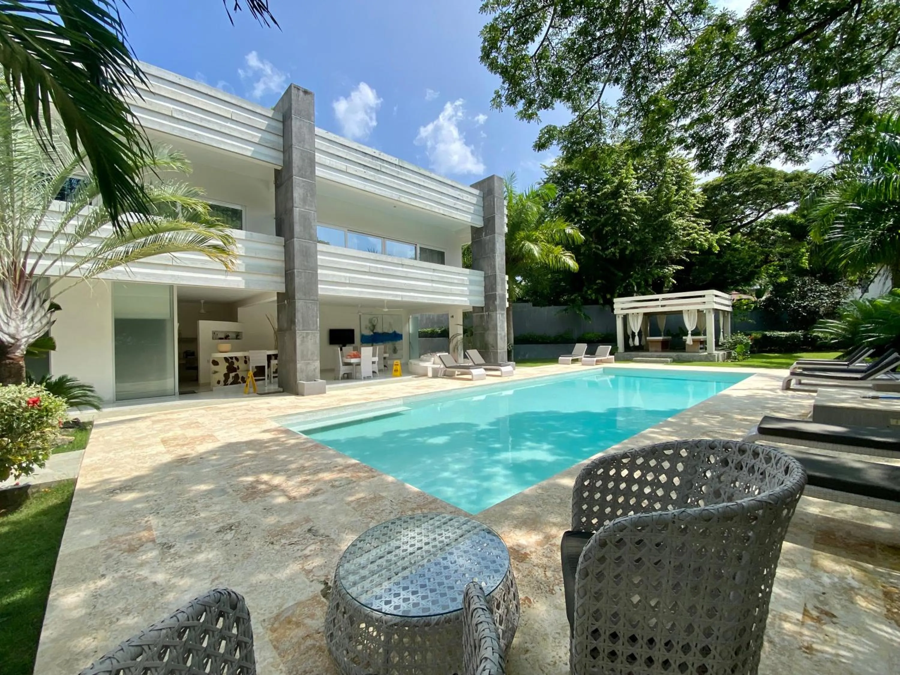 CASA-22 Luxury Boutique Hotel