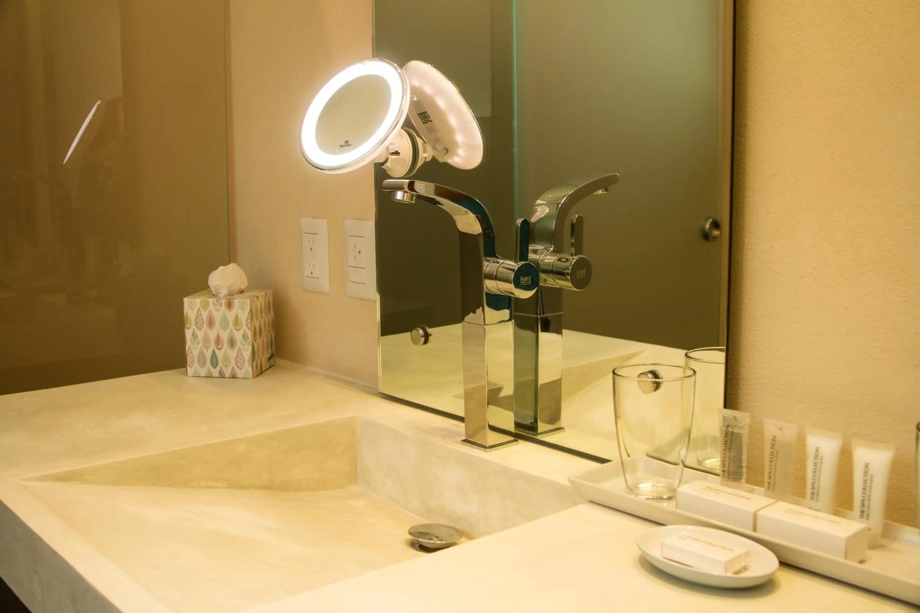 CASA-22 Luxury Boutique Hotel