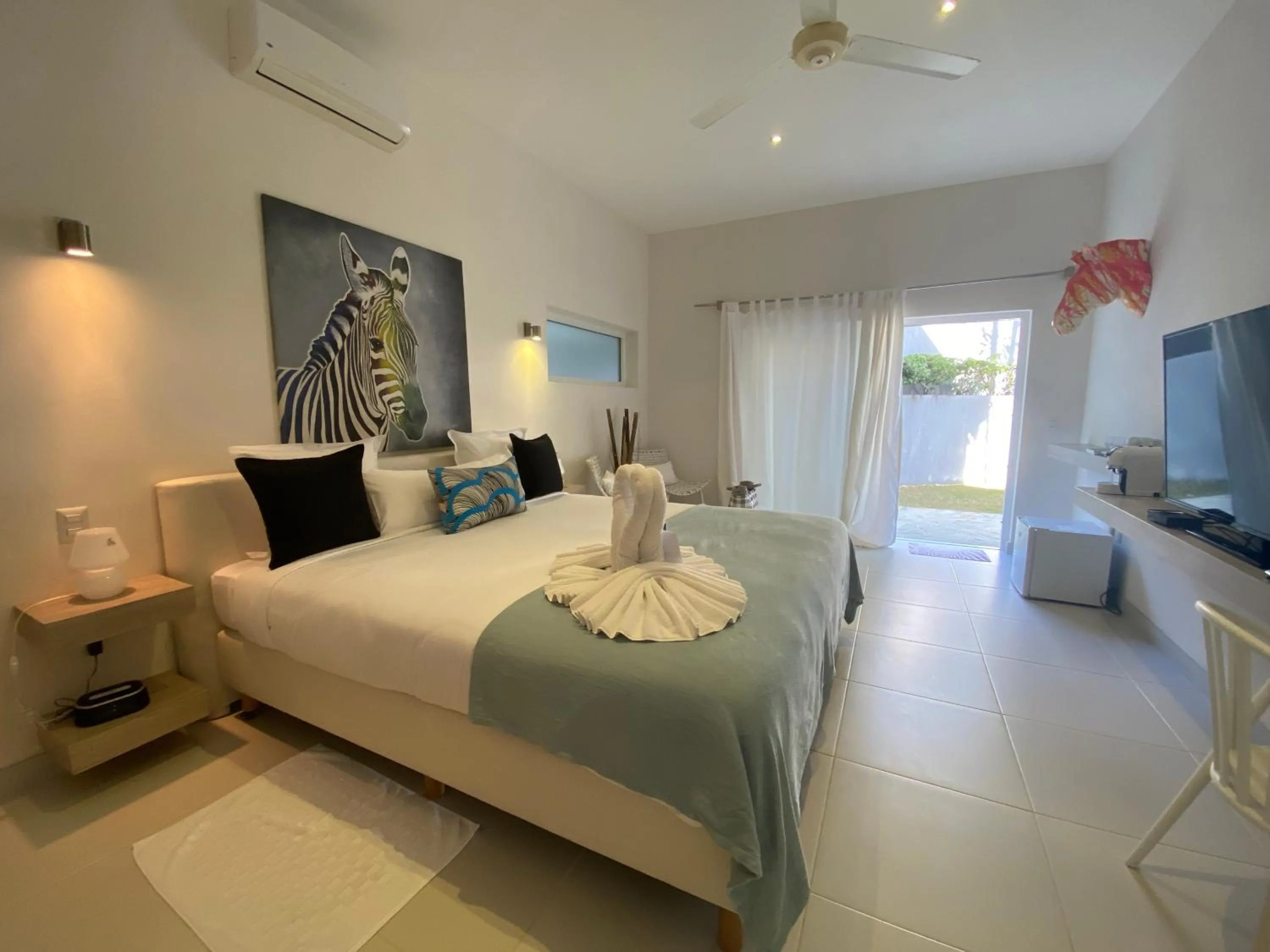 Photo of the whole room, Bed in CASA-22 Luxury Boutique Hotel