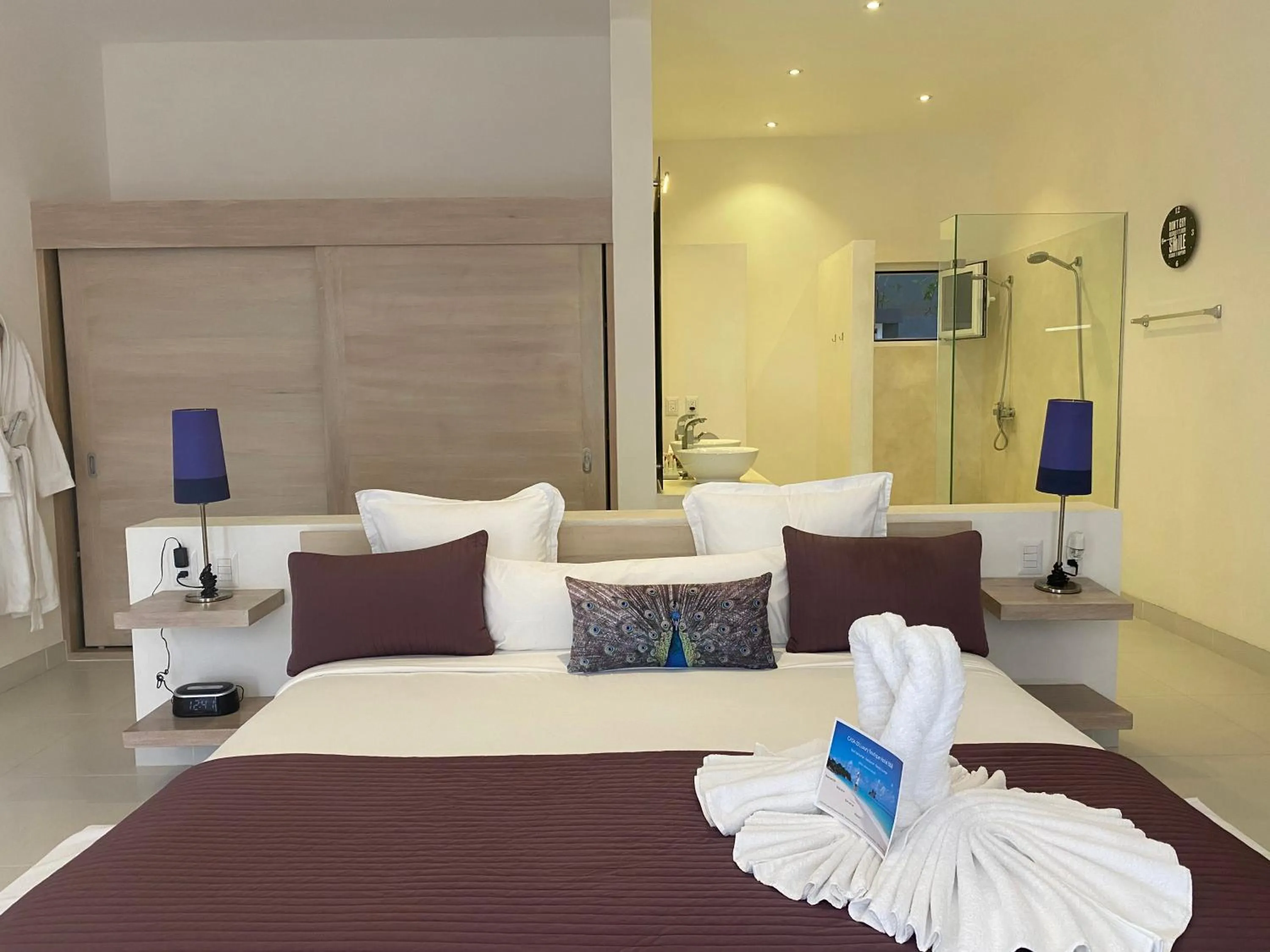 Bedroom, Bed in CASA-22 Luxury Boutique Hotel