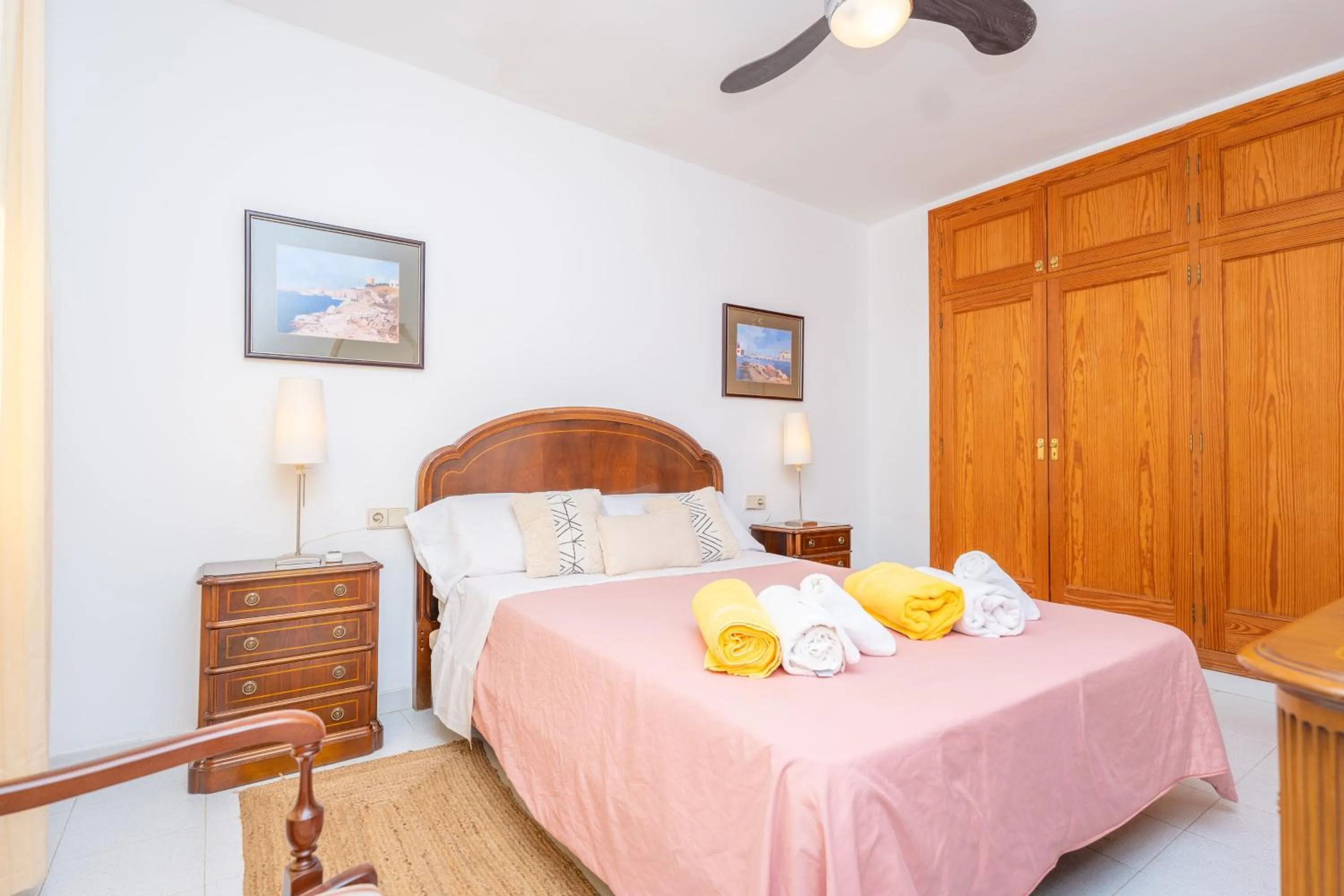 Bedroom, Bed in Villa Berry