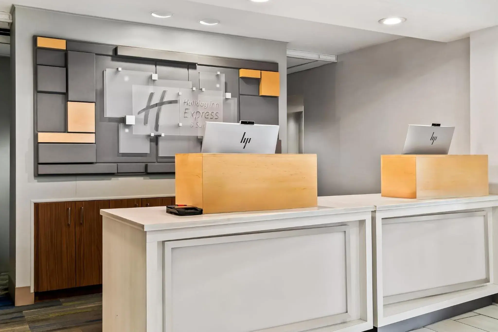 Property building in Holiday Inn Express Hotel & Suites Marion by IHG Property building in Holiday Inn Express Hotel & Suites Marion by IHG