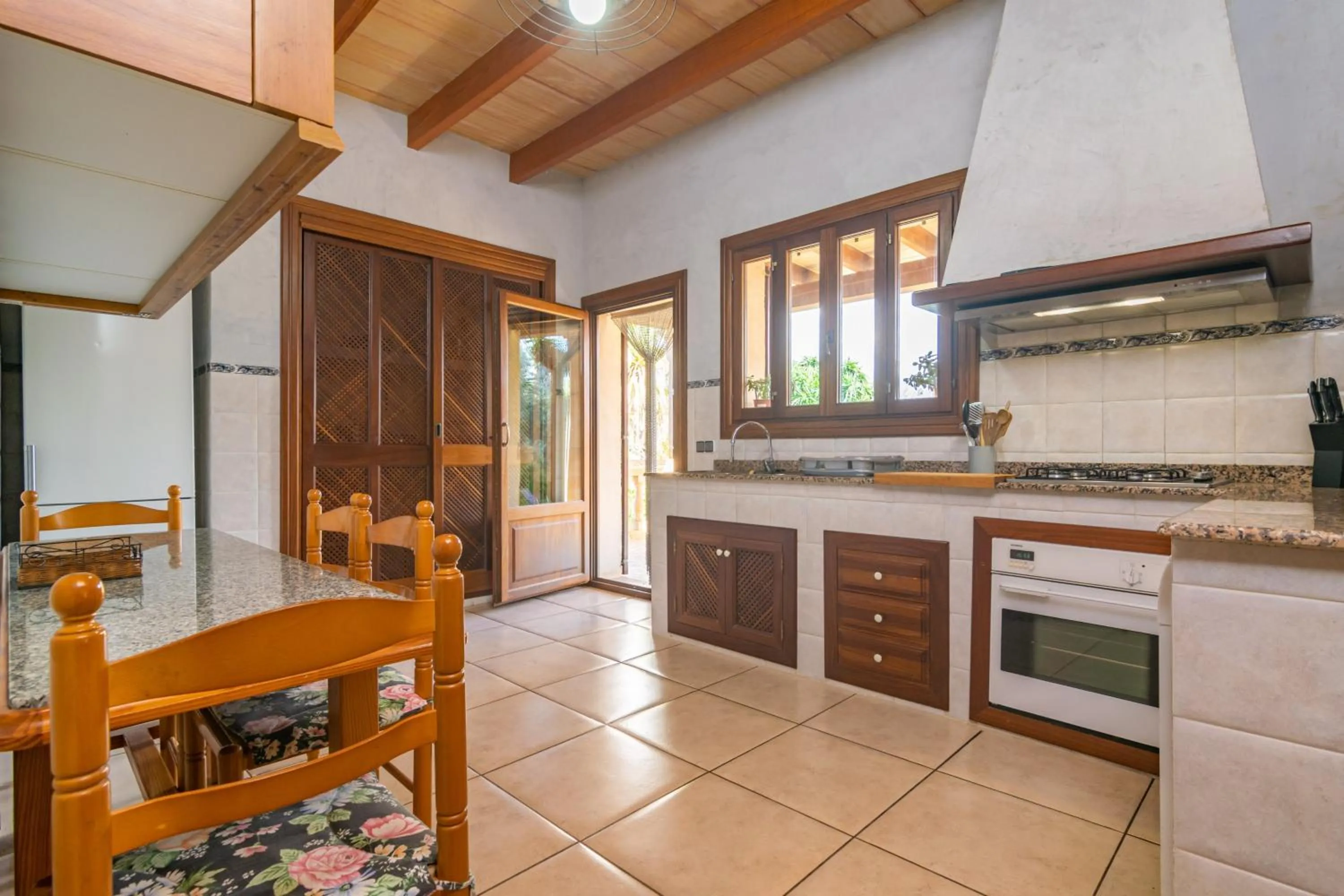 Kitchen or kitchenette in Ca'n Berguins